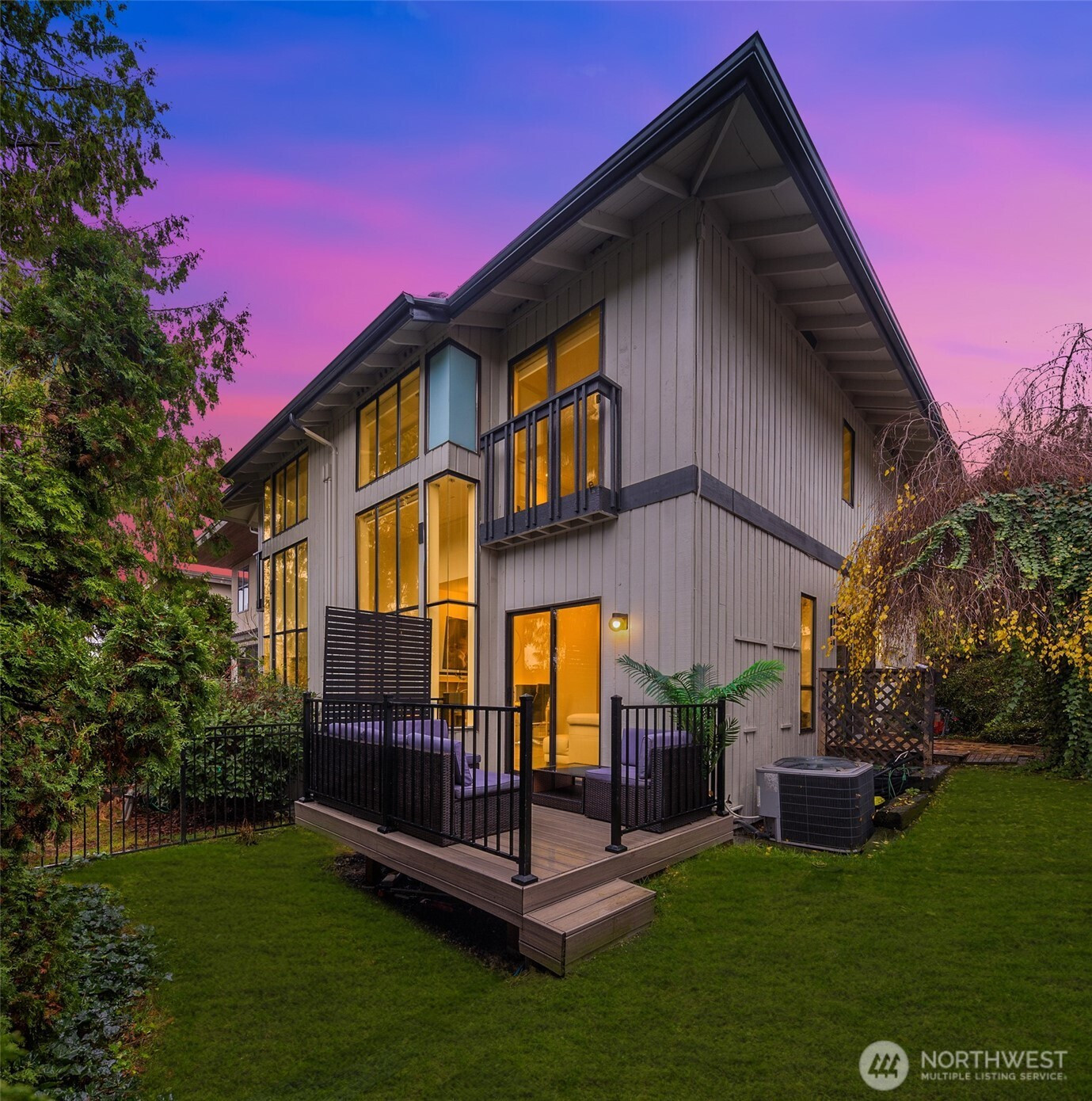 12 18th Avenue, Kirkland, WA 98033