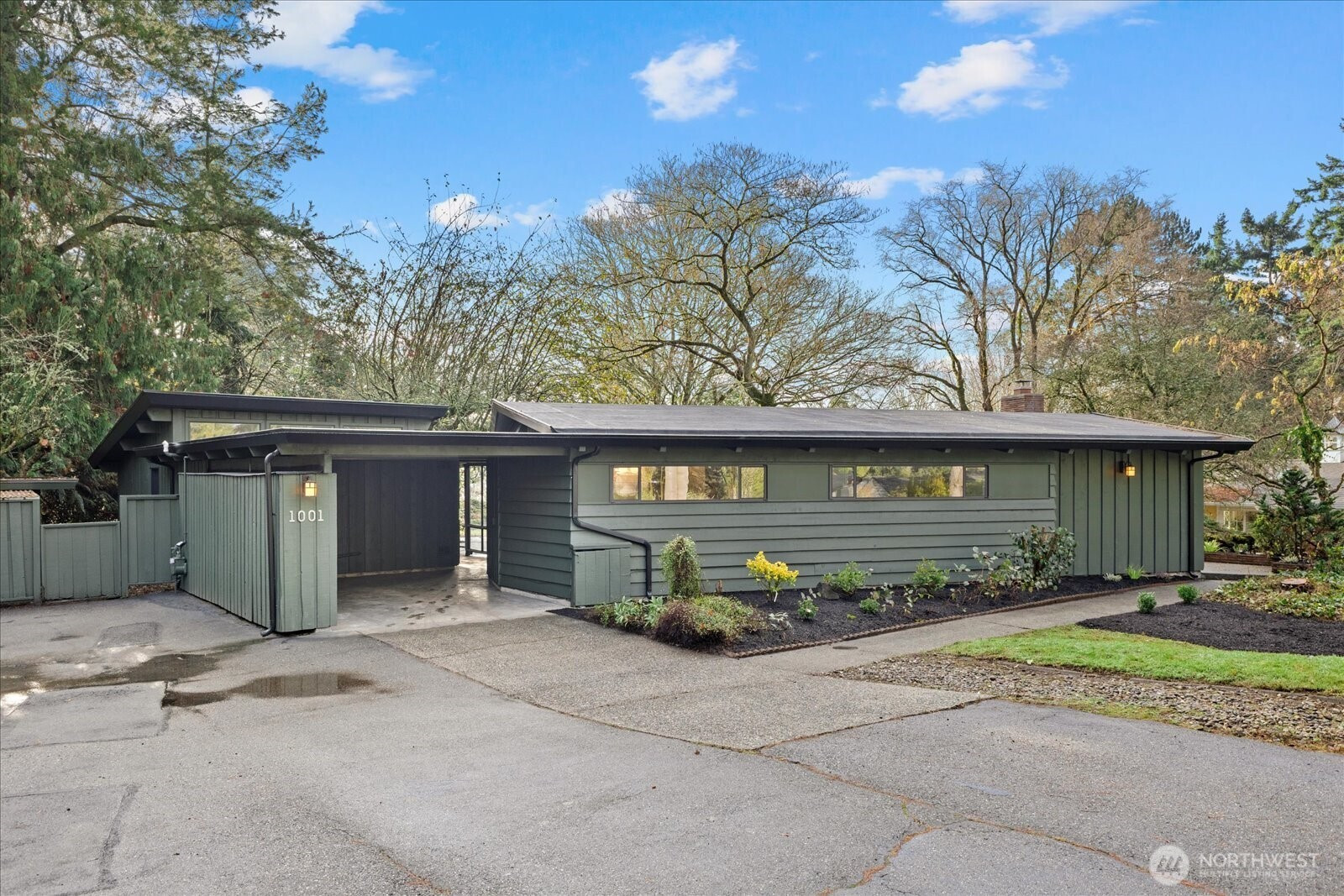 1001 NW 175th Street, Shoreline, WA 98177