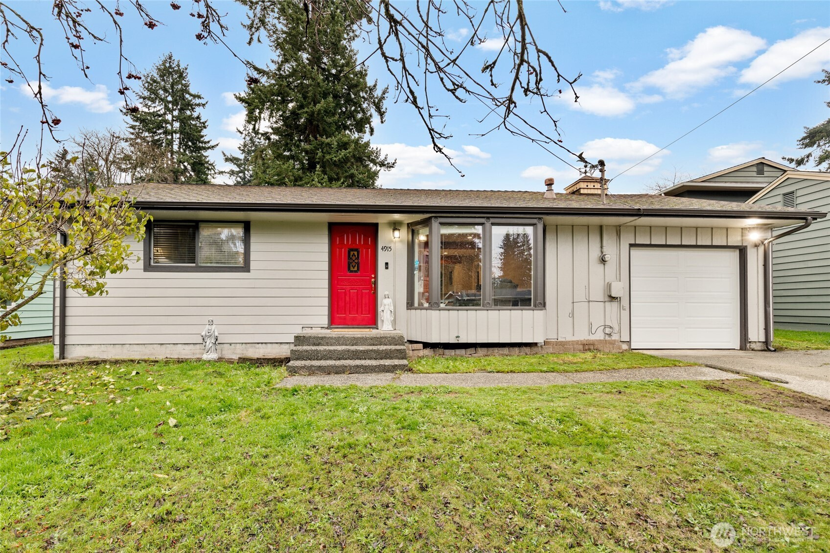 4915 Dogwood Drive, Everett, WA 98203