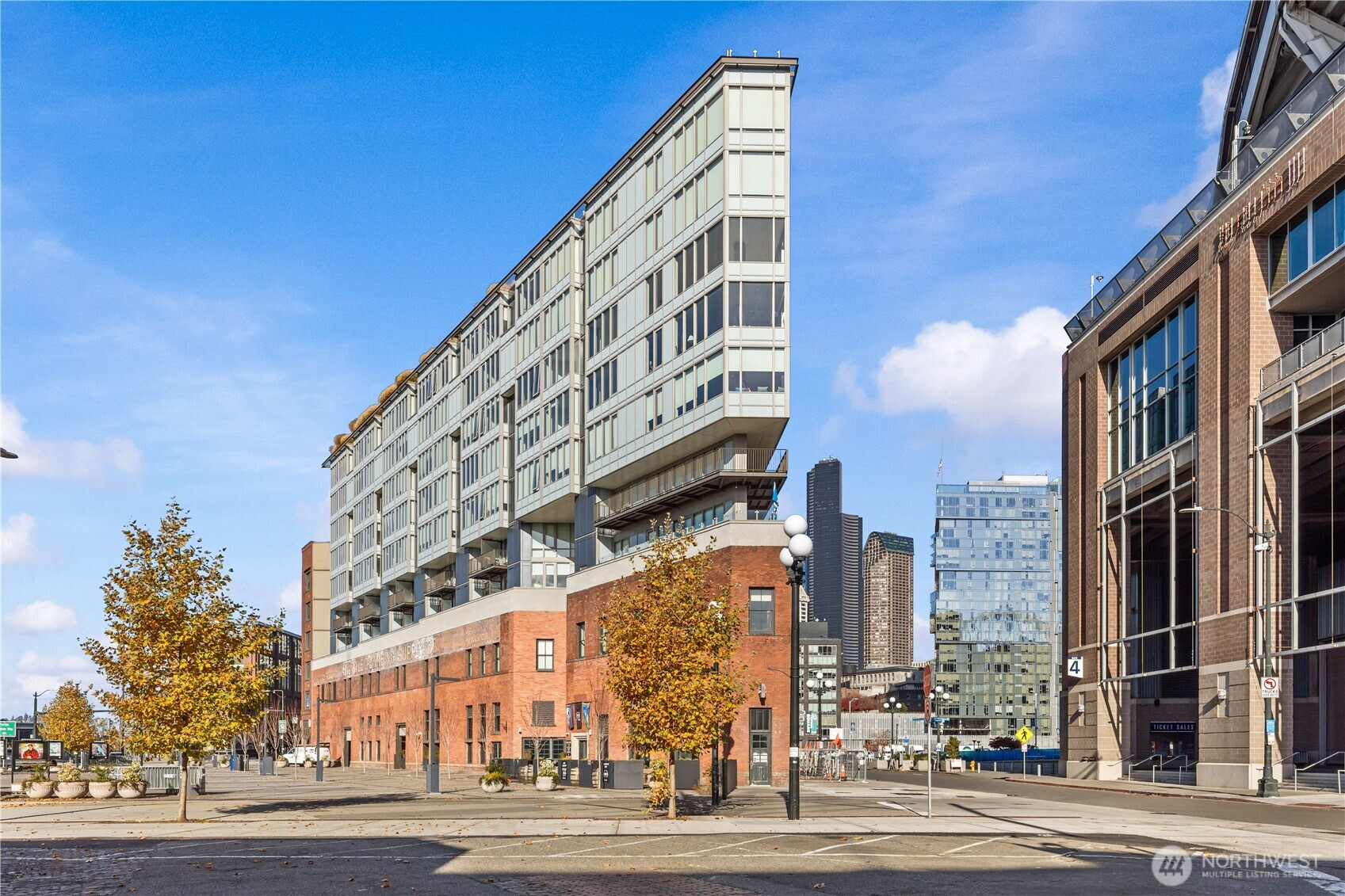 590 1st Avenue S, Seattle, WA 98104