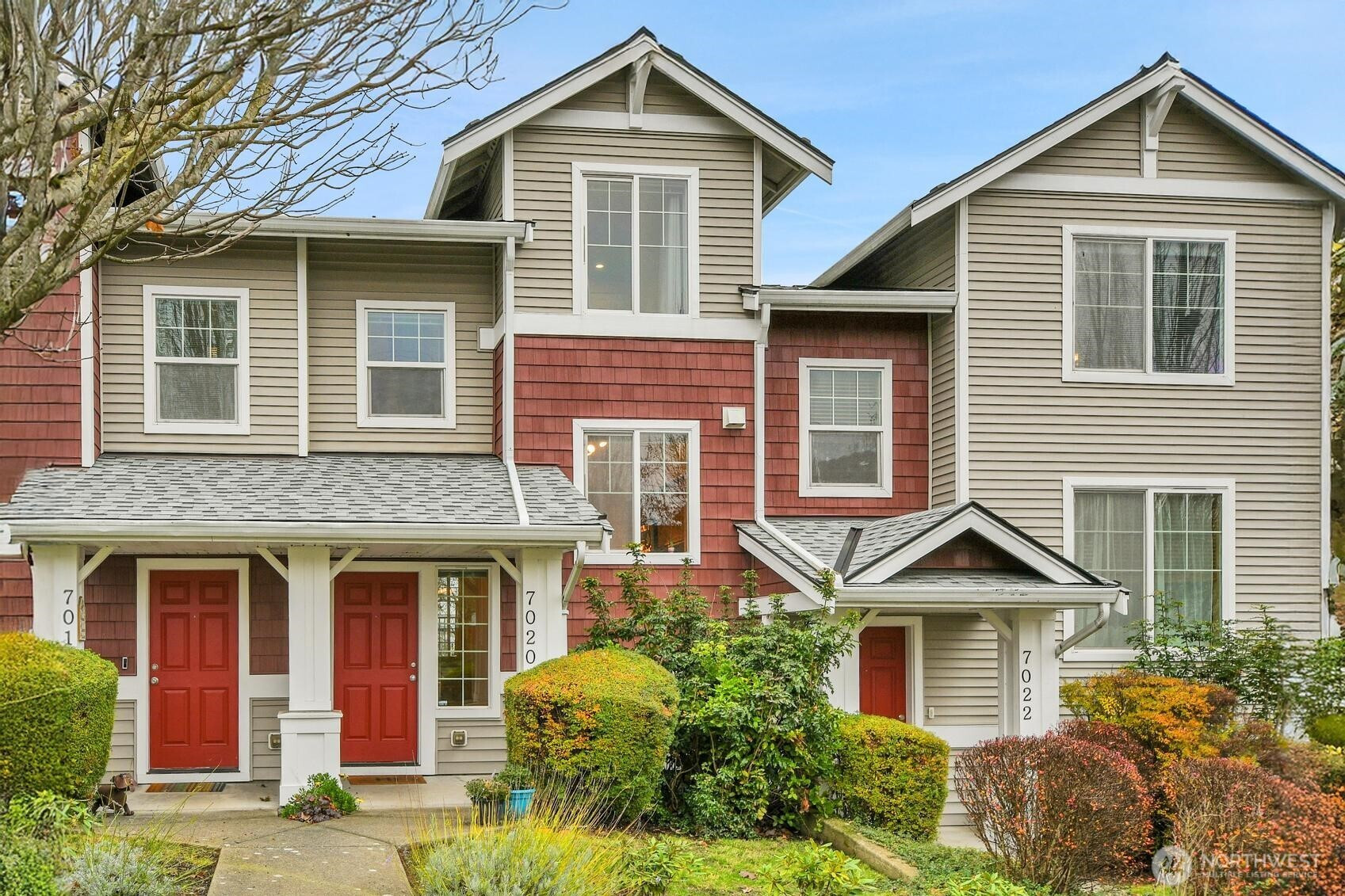 7020 Holly Park Drive S, Seattle, WA 98118