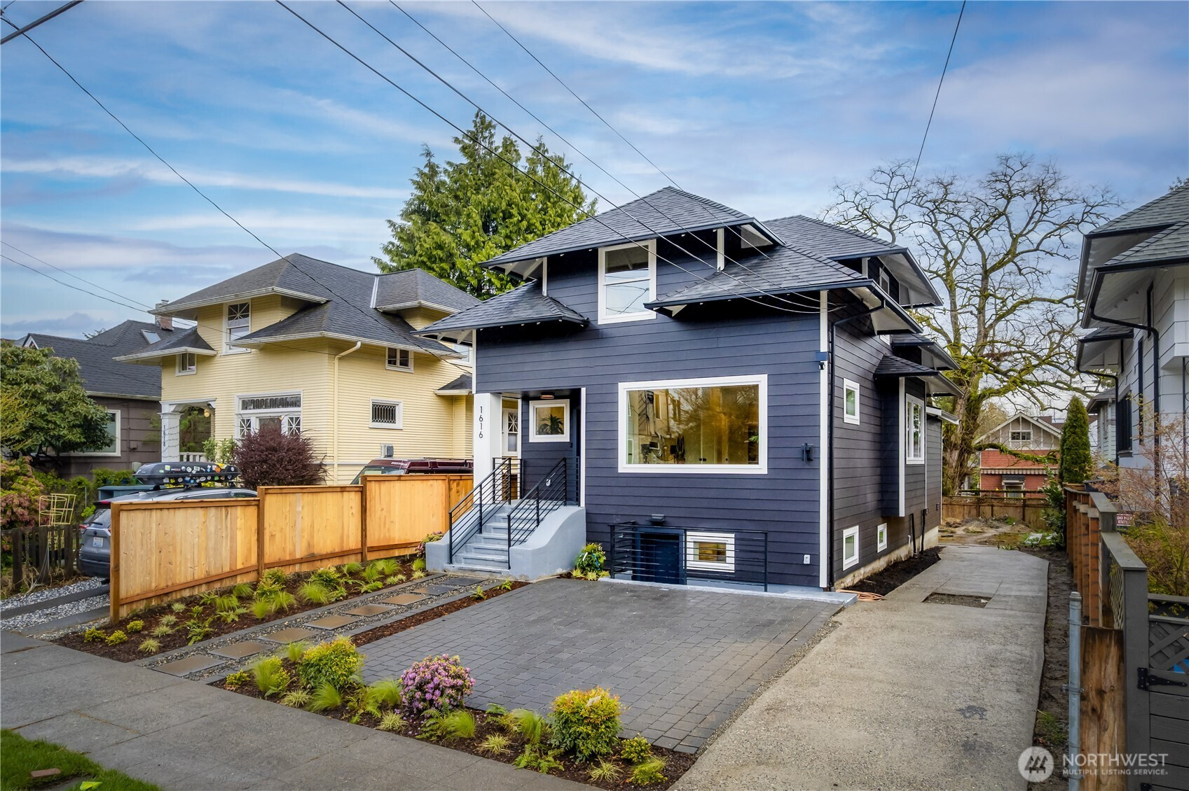 1616 21st Avenue, Seattle, WA 98122