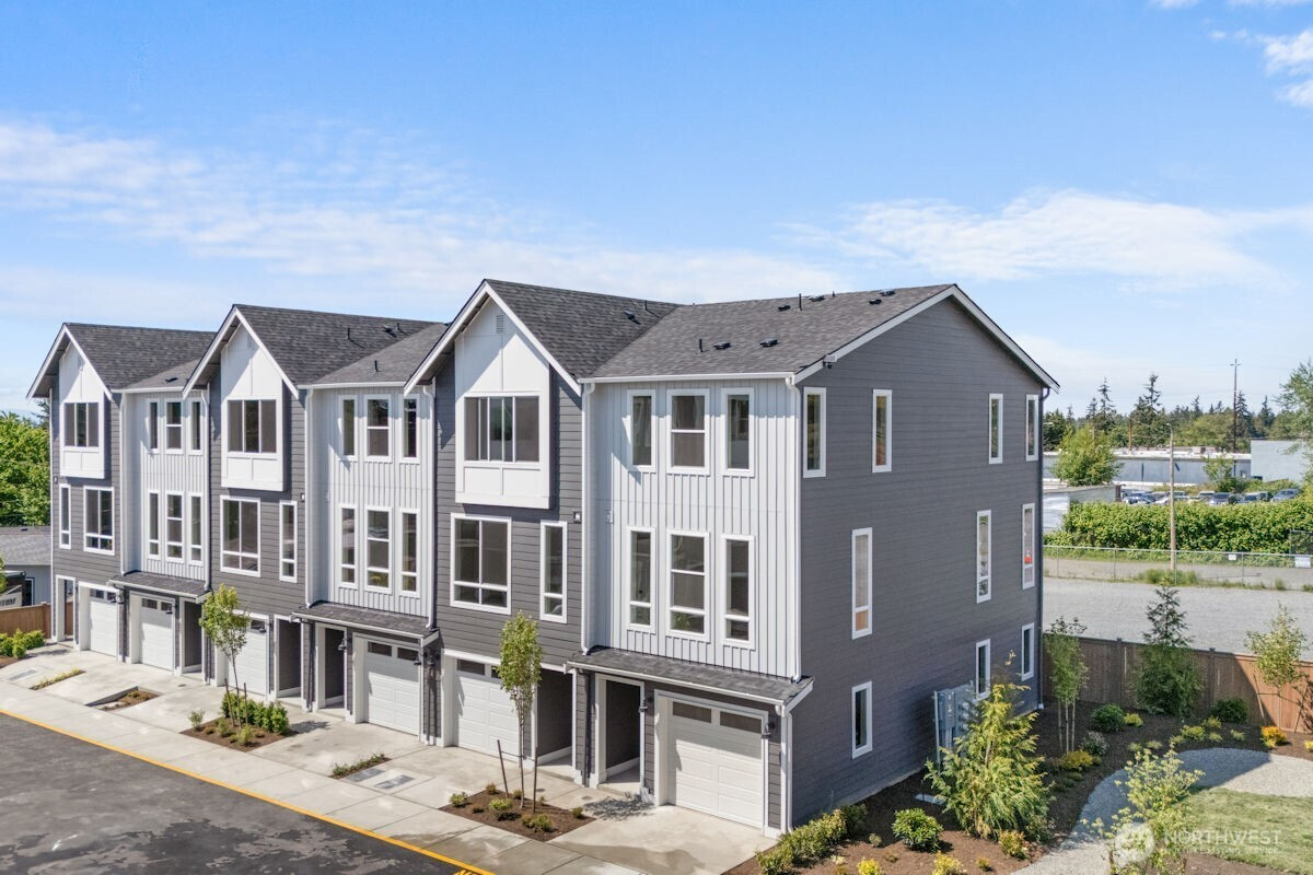 15726 40TH Avenue W, Lynnwood, WA 98087