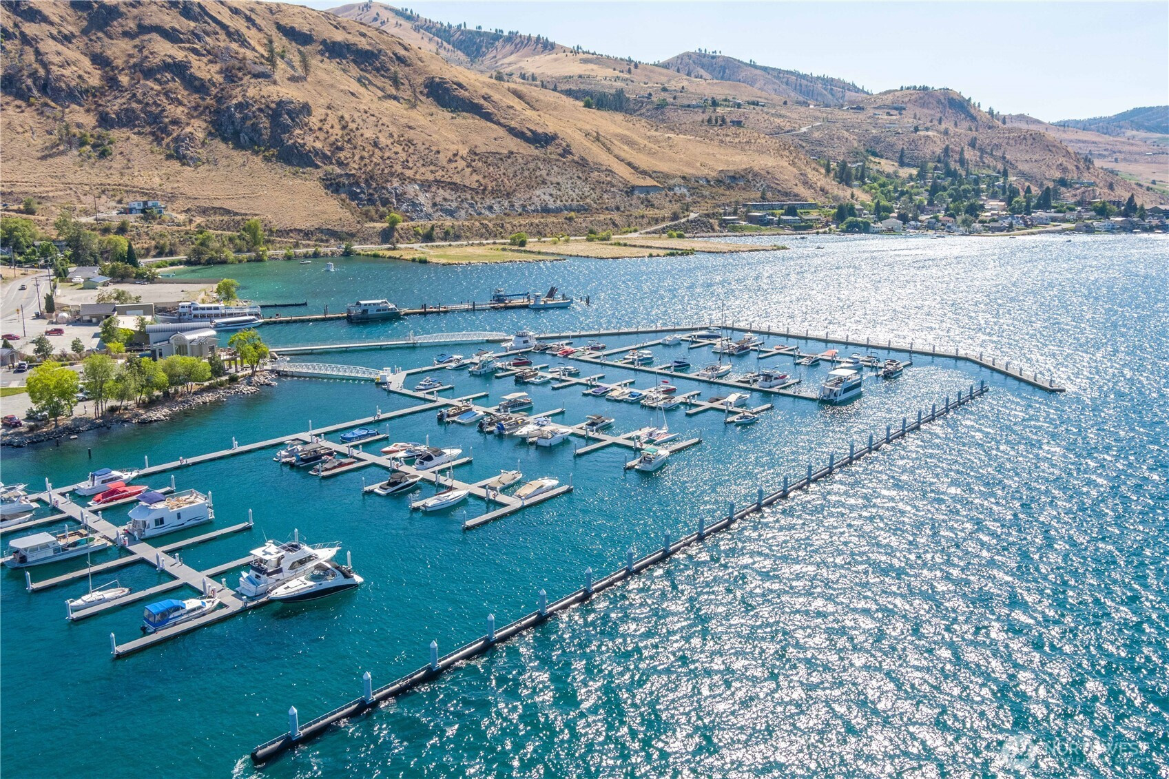 1350 W Woodin Avenue, Chelan, WA 98816