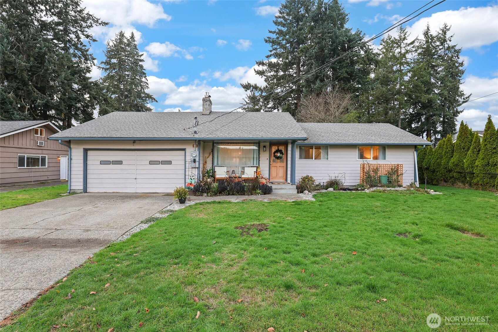 1215 Stillwell Street NE, Olympia, WA 98516