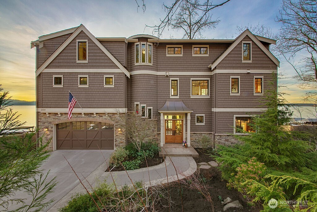 2301 E Lake Sammamish Parkway NE, Sammamish, WA 98074