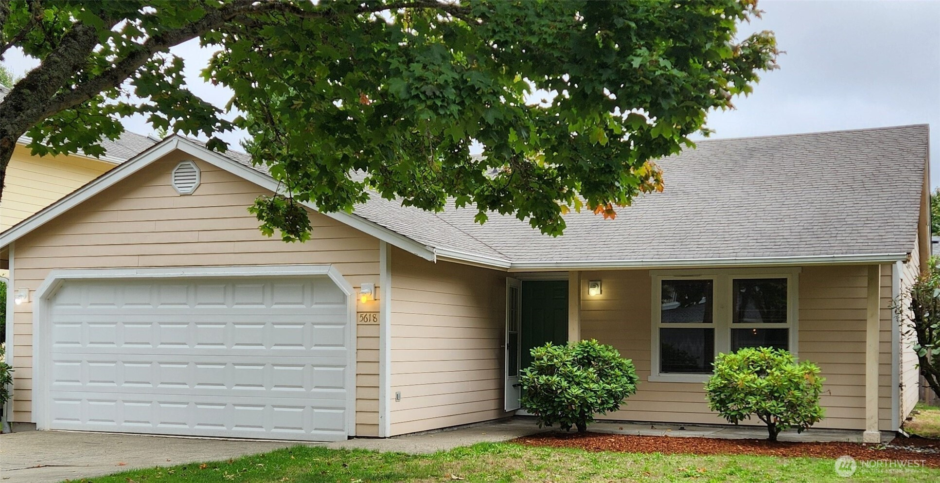 5618 Mount Saint Helens Street SE, Lacey, WA 98503