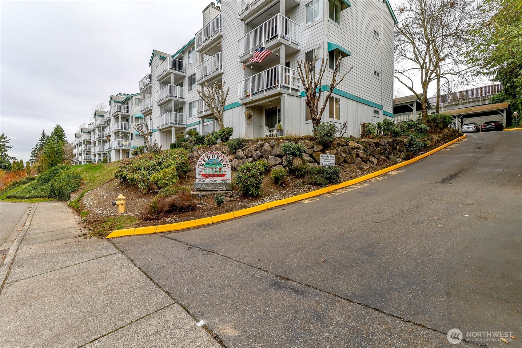 28610 16th Avenue S, Federal Way, WA 98003