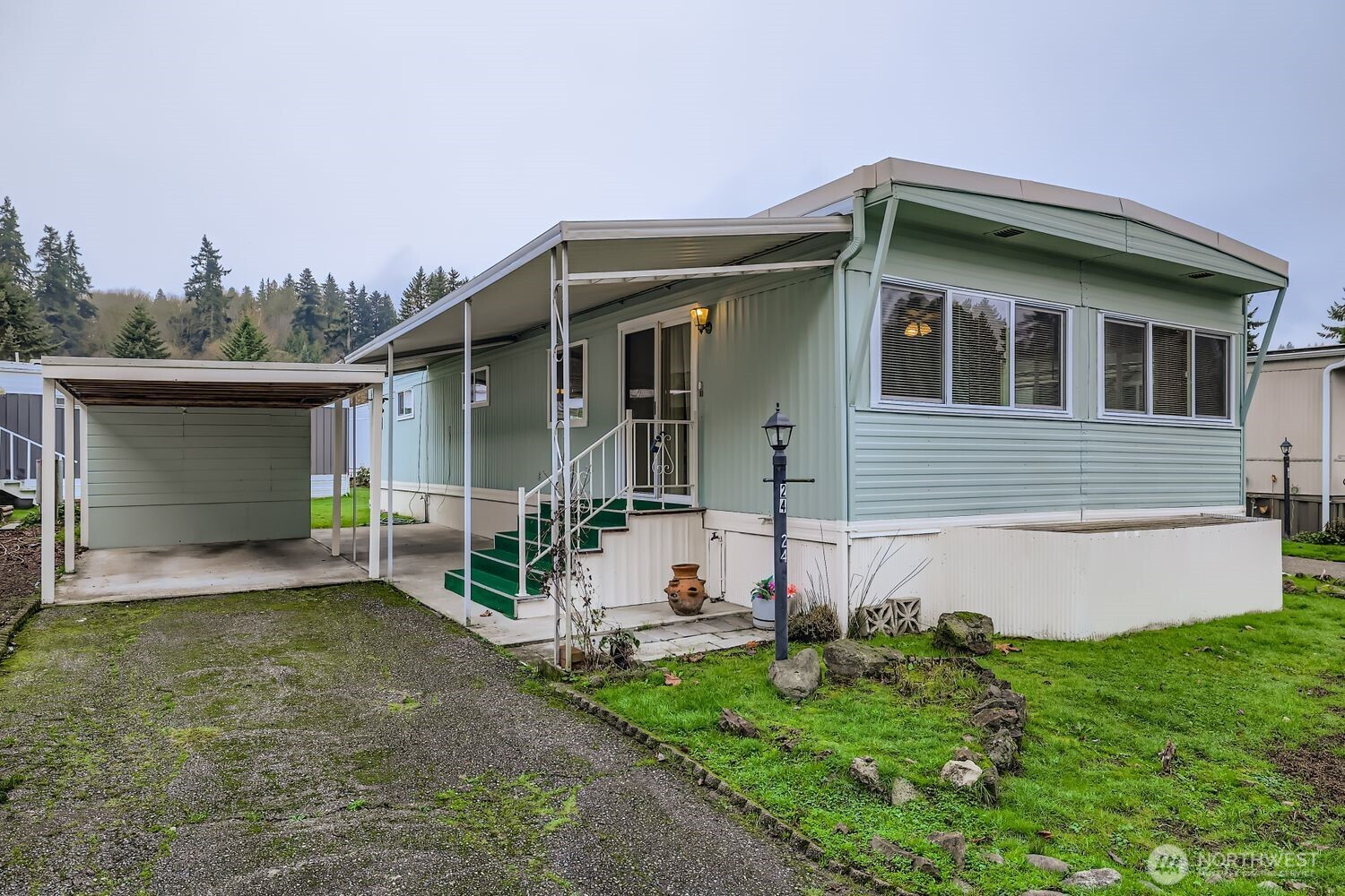 11330 E Riverside Drive, Bothell, WA 98011