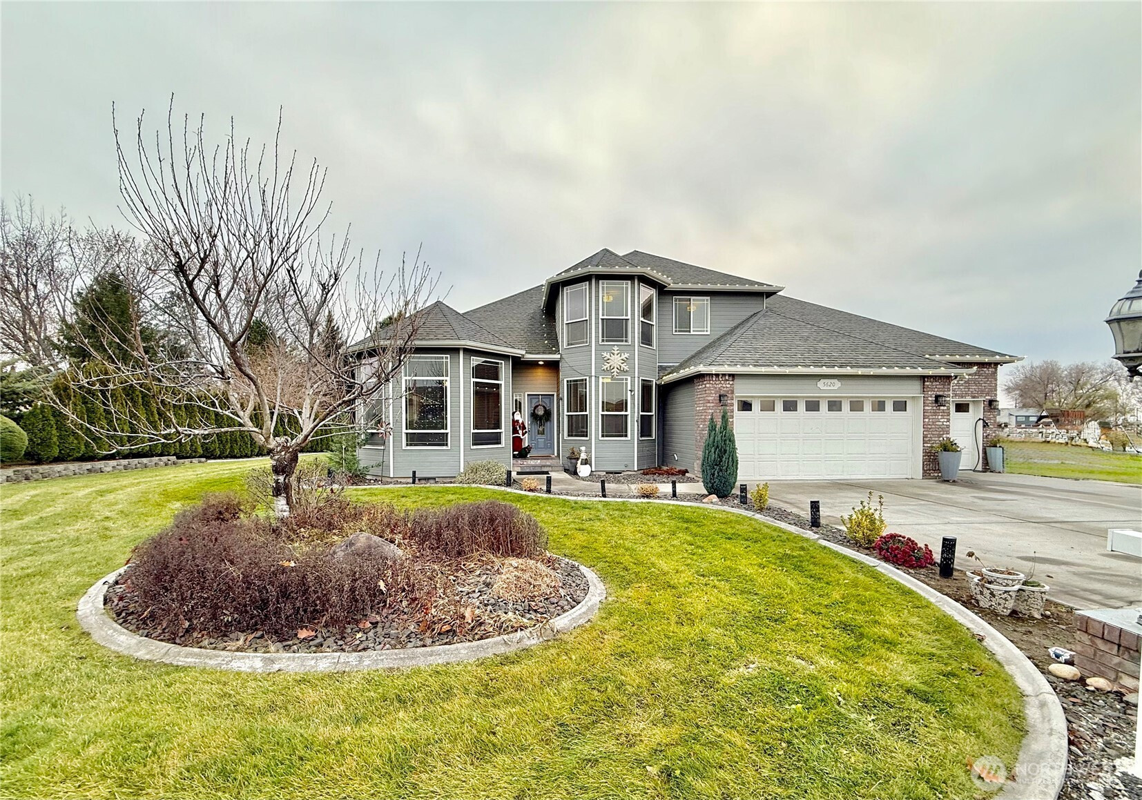 5620 W Dradie Street, Pasco, WA 99301