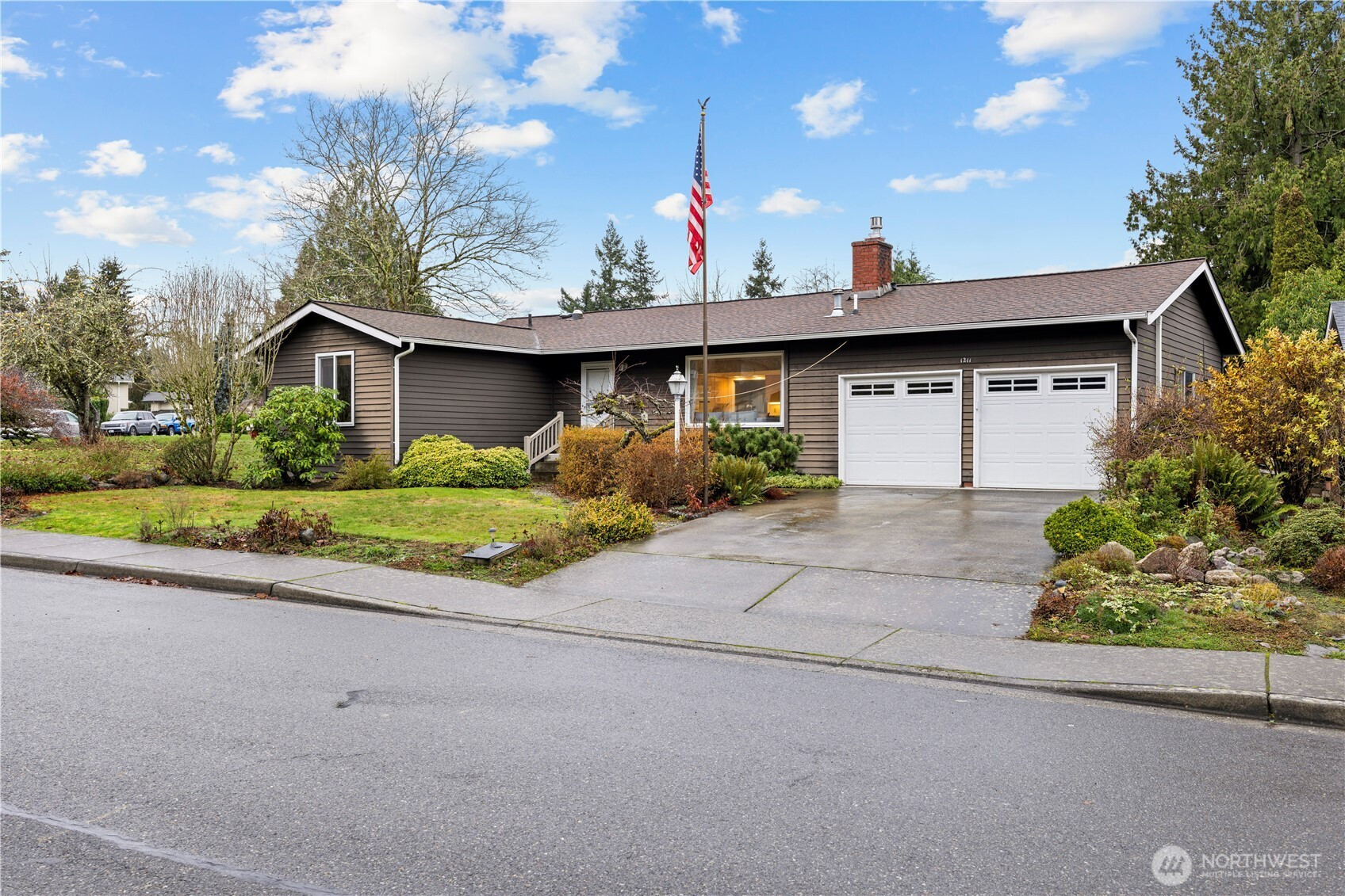 1211 Kenoyer Drive, Bellingham, WA 98229