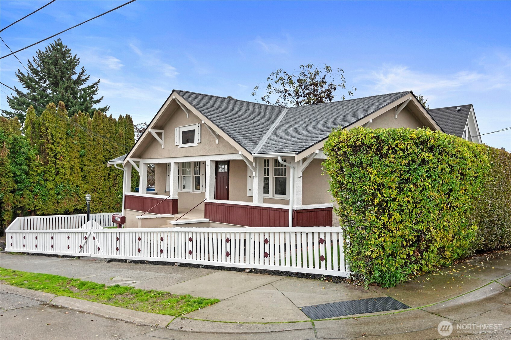 1102 Highland Avenue, Bremerton, WA 98337