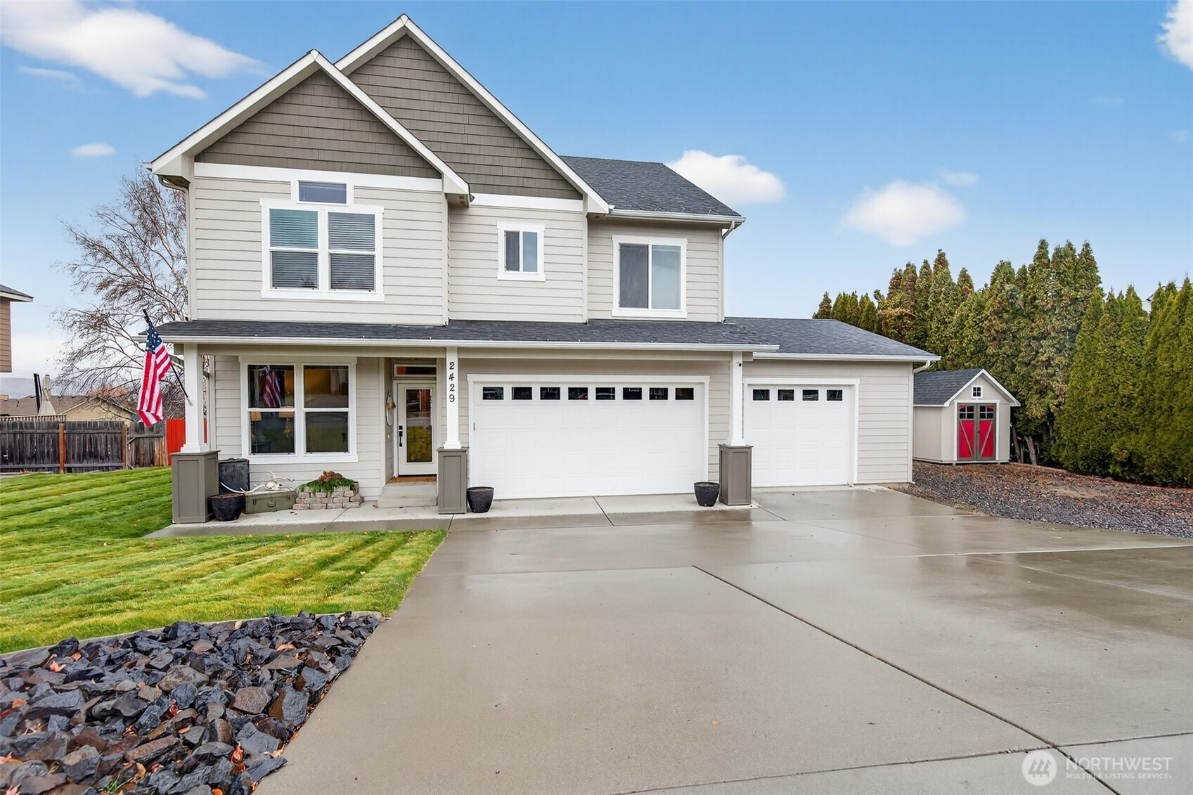 2429 Highland View Drive, East Wenatchee, WA 98802