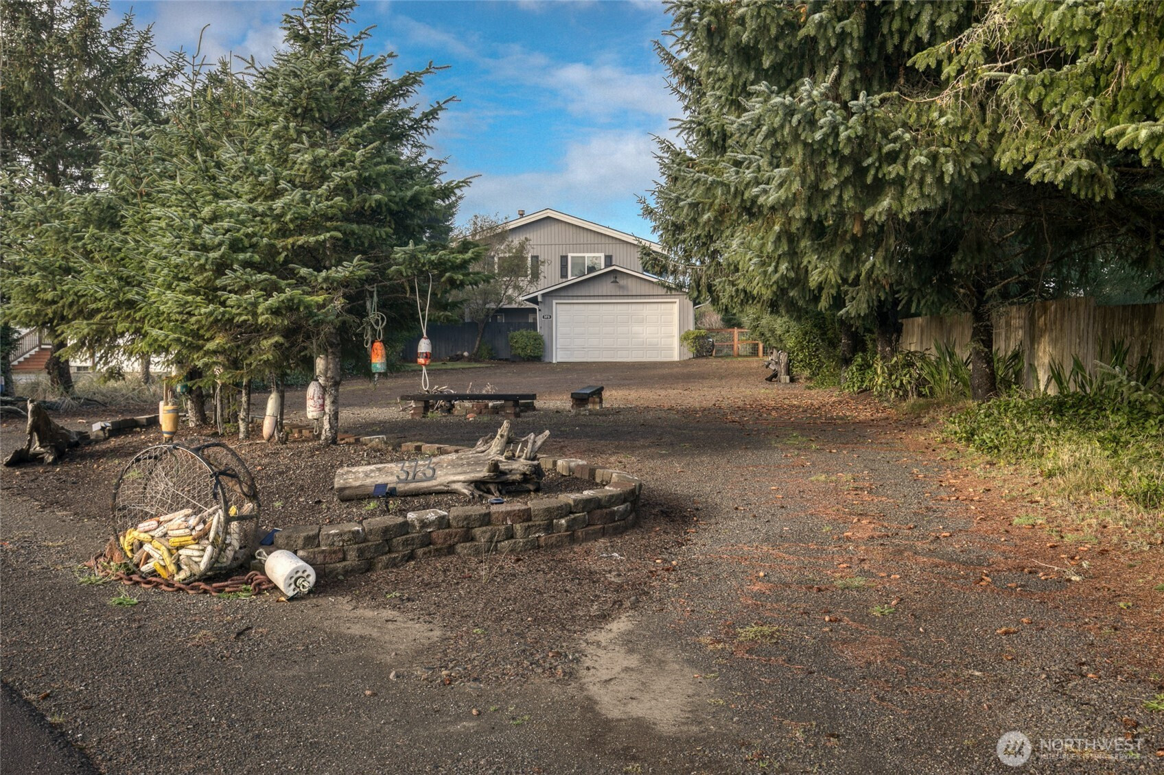 373 Sand Dune Avenue NW, Ocean Shores, WA 98569