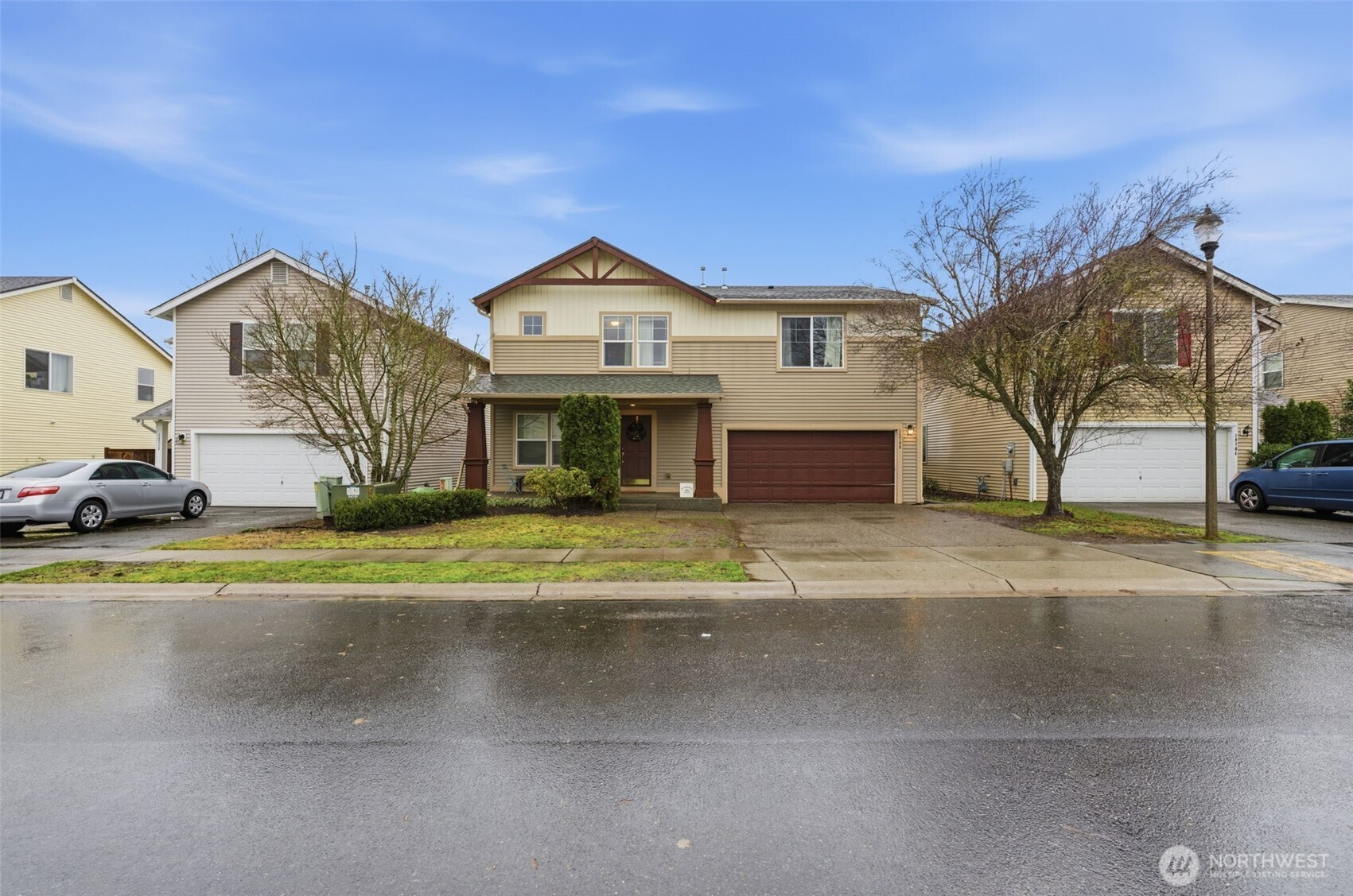 18708 94th Avenue Ct E, Puyallup, WA 98375