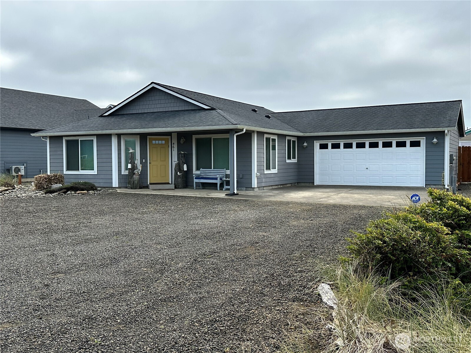 461 S Portal SW, Ocean Shores, WA 98569