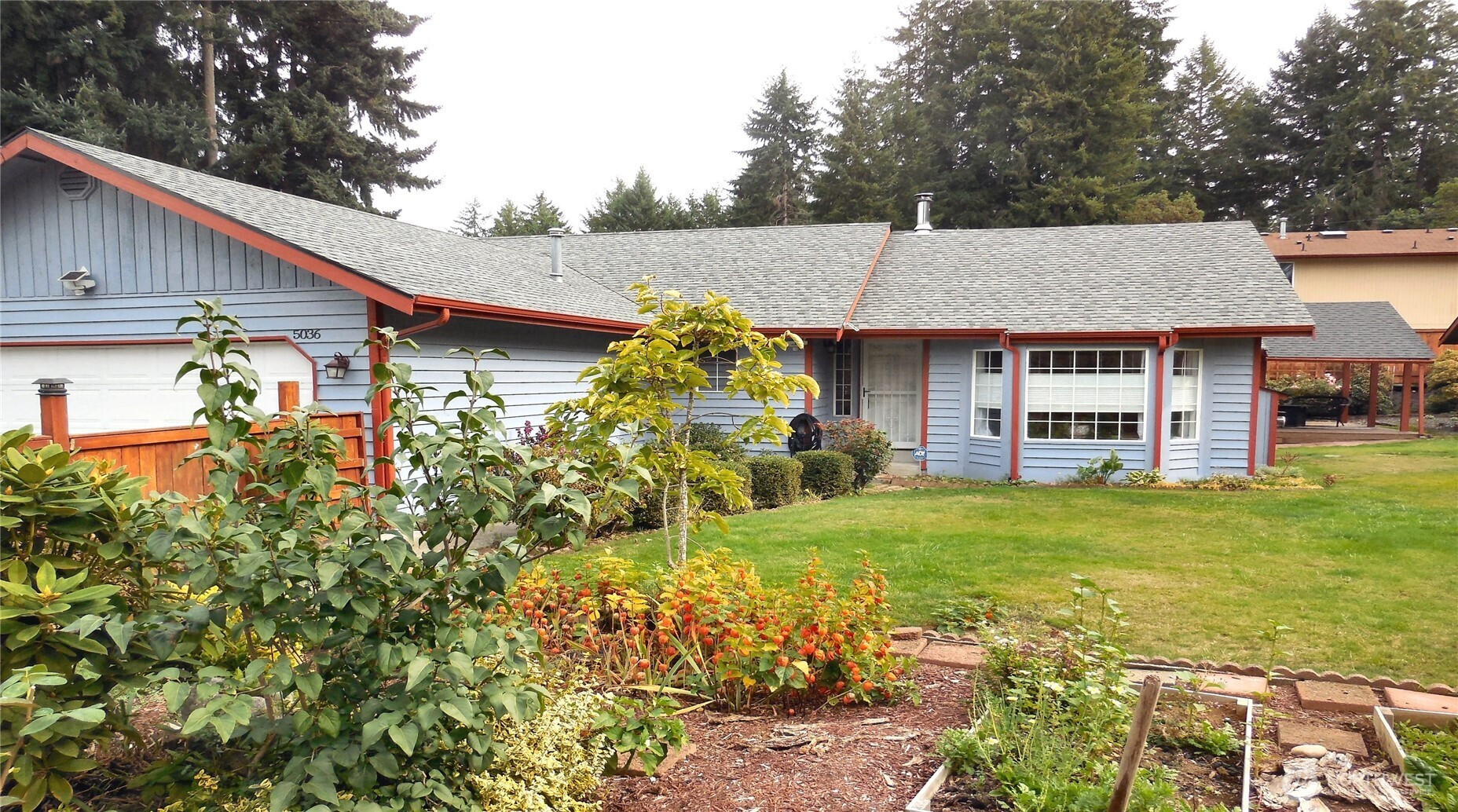 5036 Beach Way NE, Olympia, WA 98516