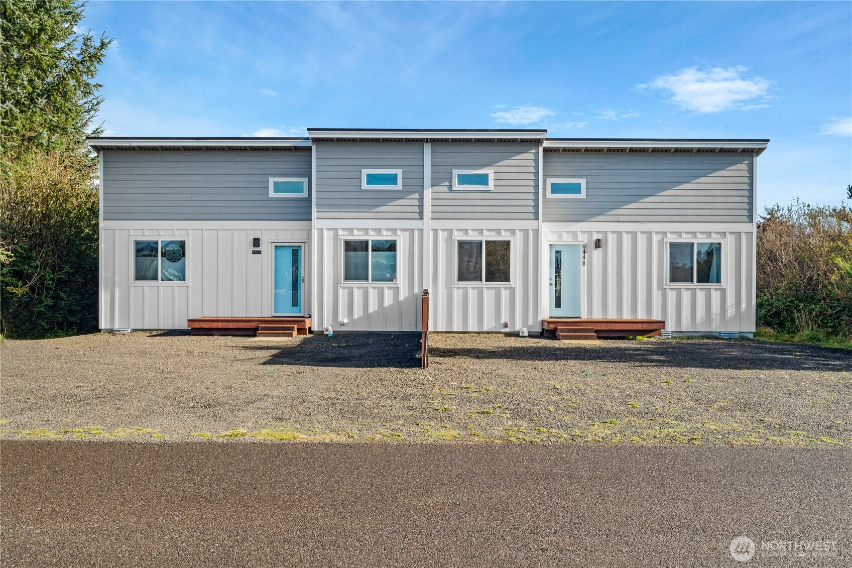944 Wawona Avenue, Ocean Shores, WA 98569