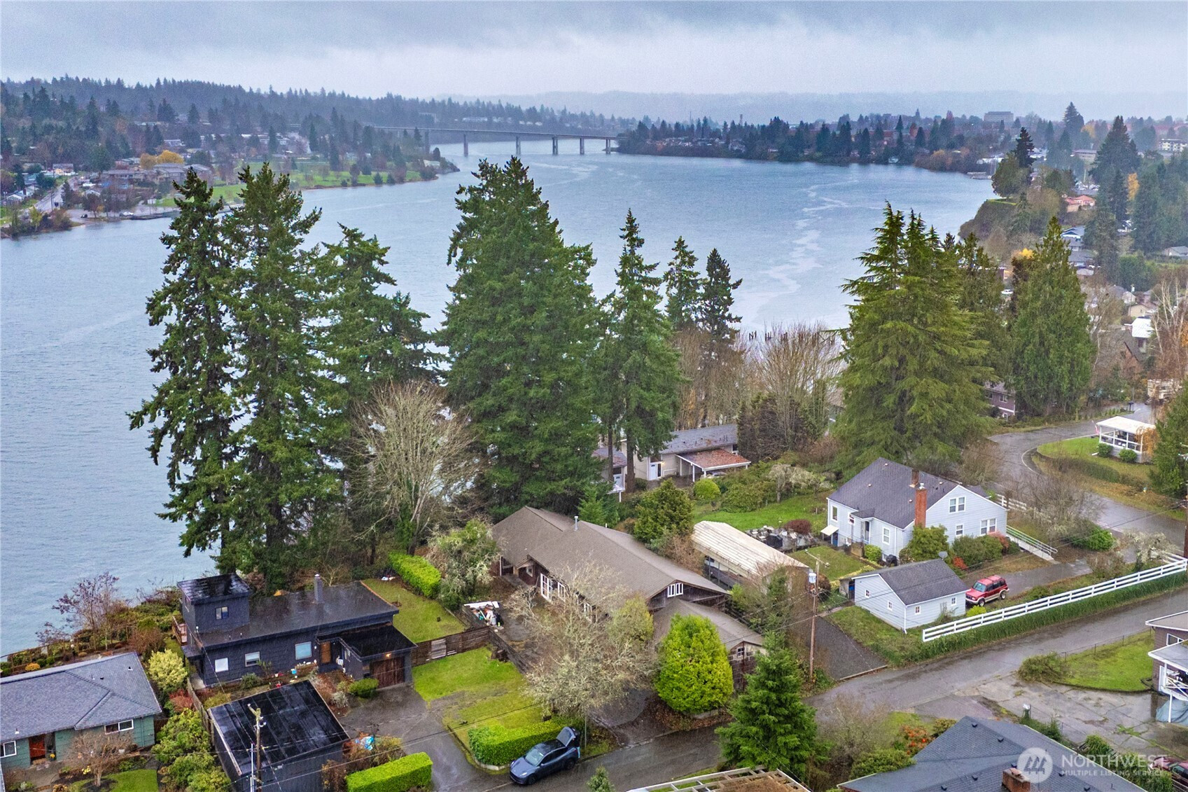 2608 Stevens Drive, Bremerton, WA 98312