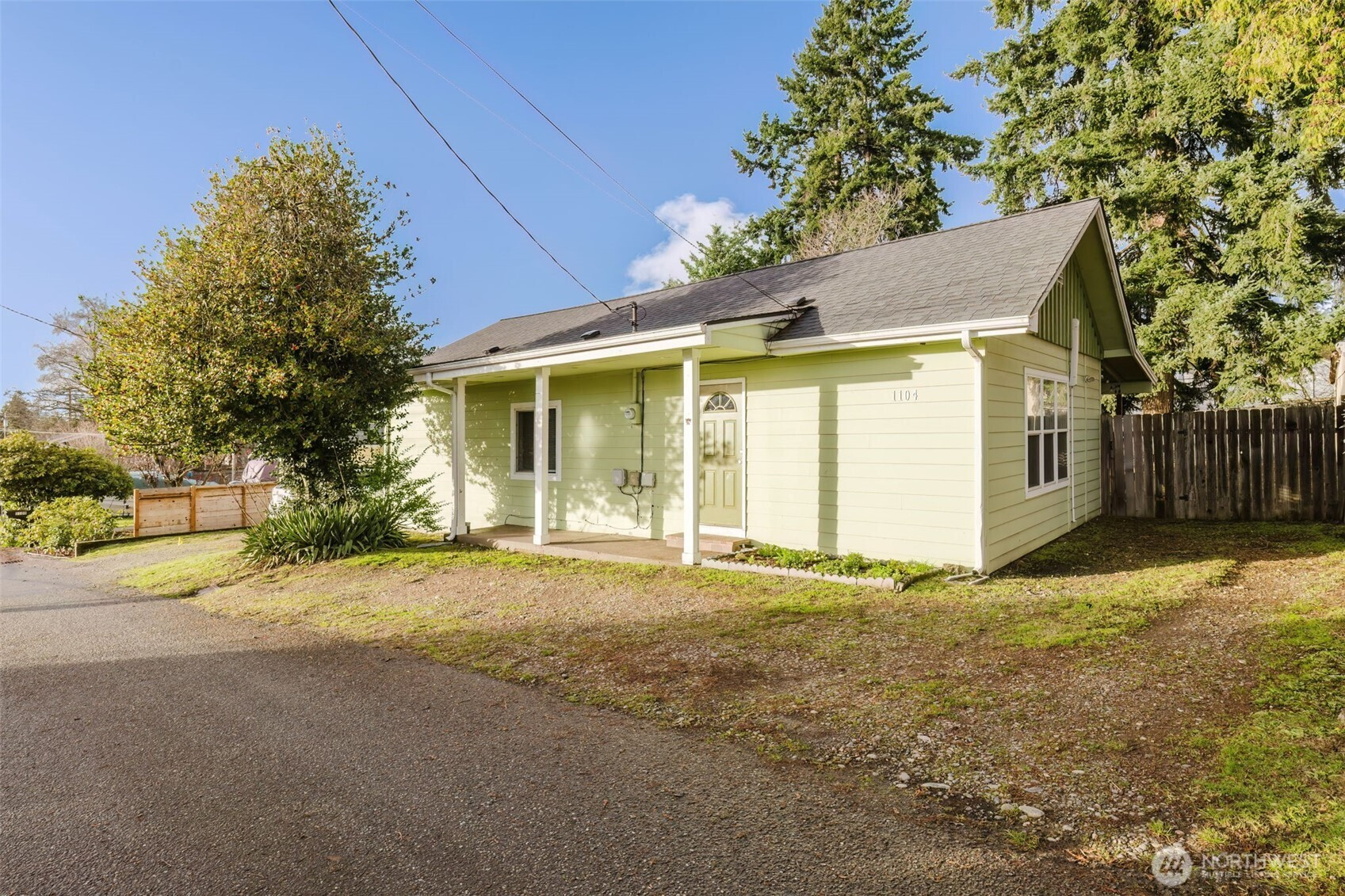 1104 E 31st Street, Bremerton, WA 98310