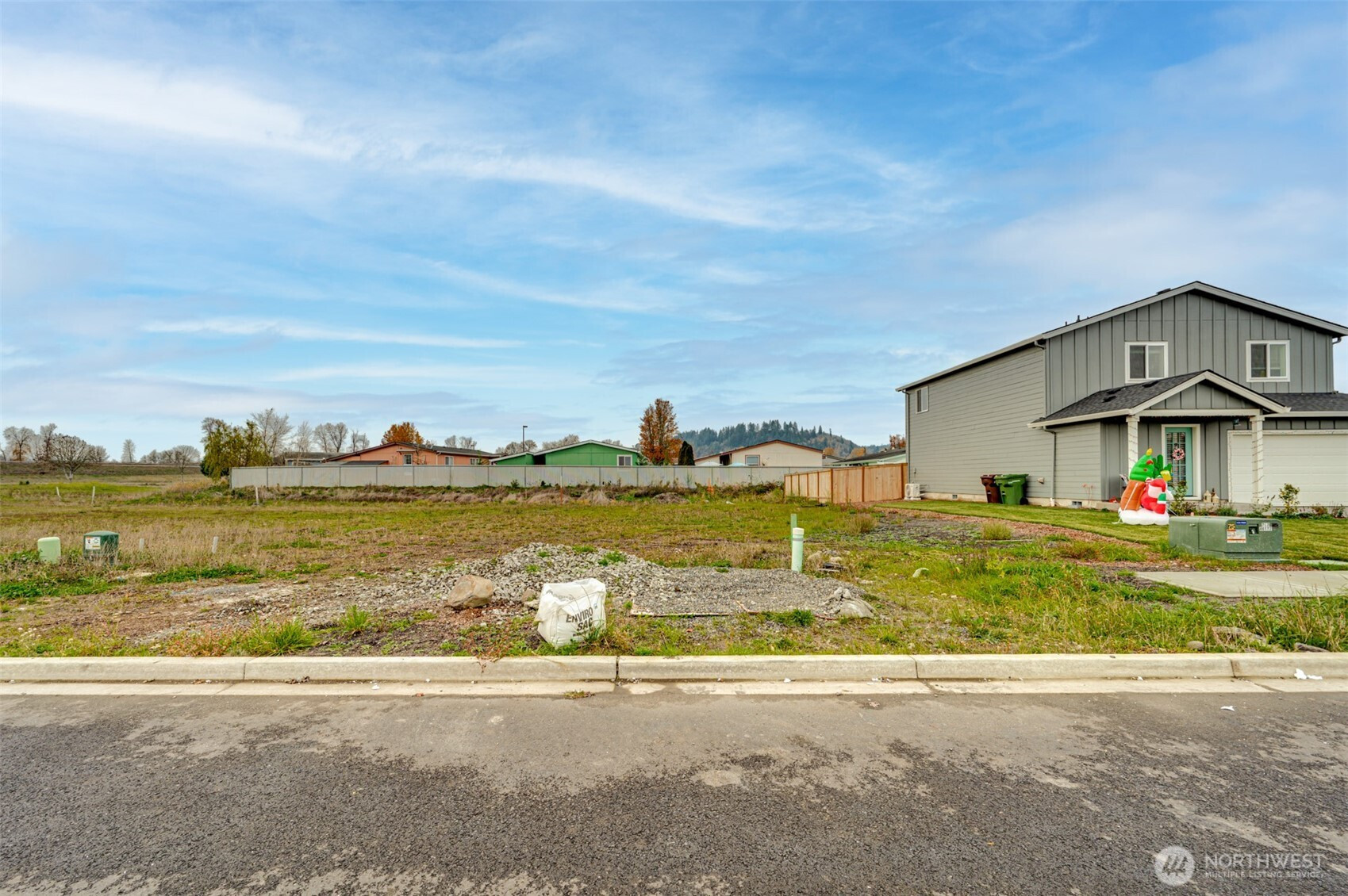 2023 Henderson Way, Longview, WA 98632