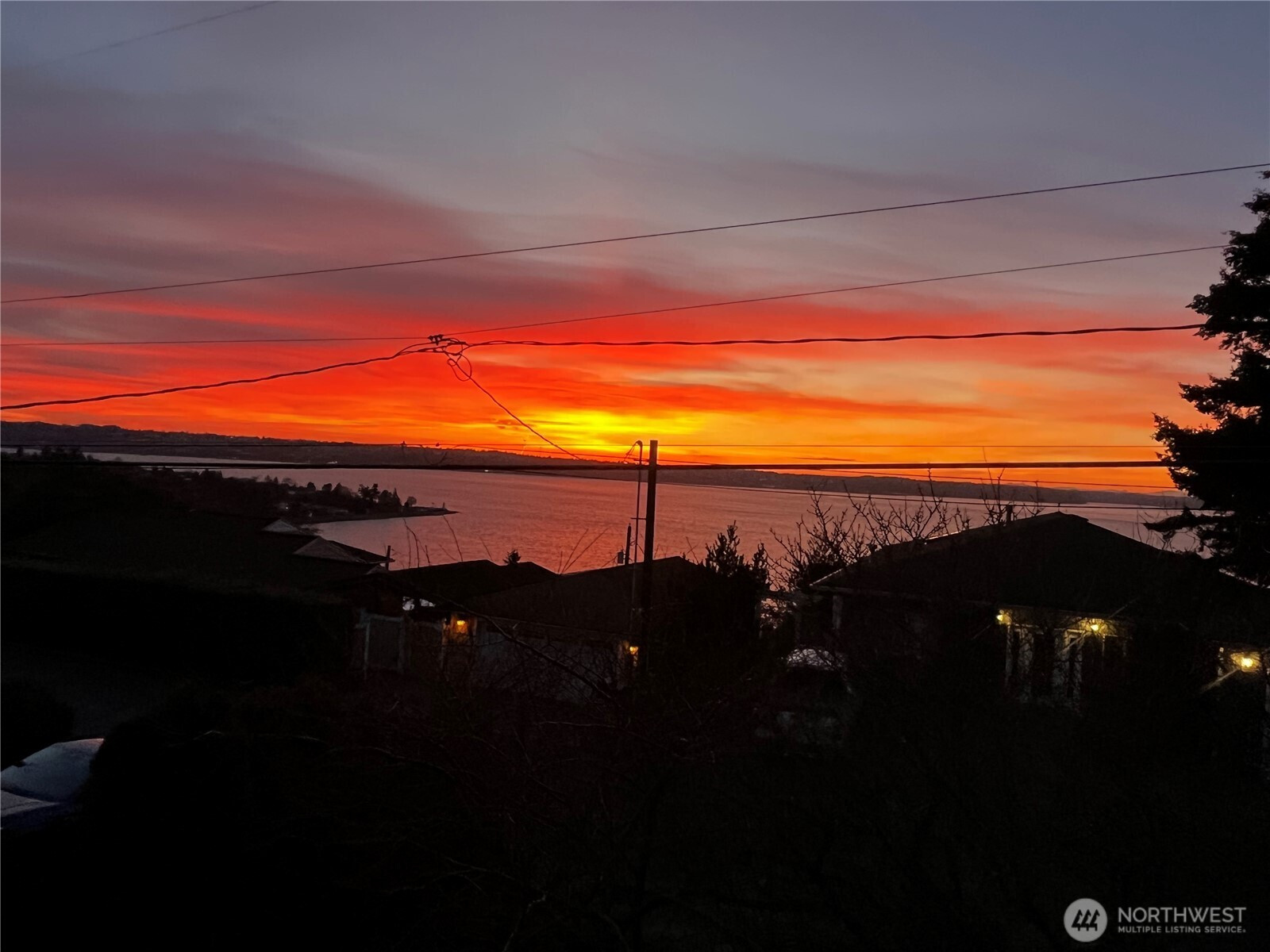 6121 Madrona Drive NE, Tacoma, WA 98422