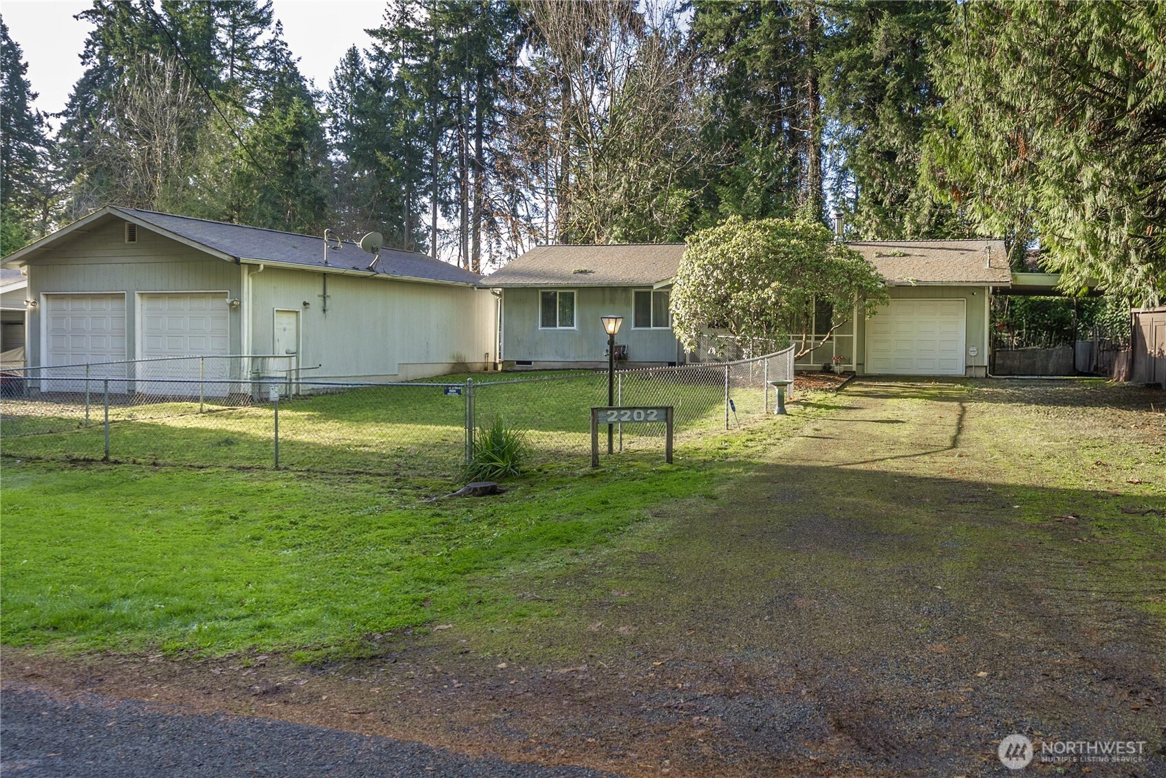2202 Tacoma Point Drive E, Lake Tapps, WA 98391