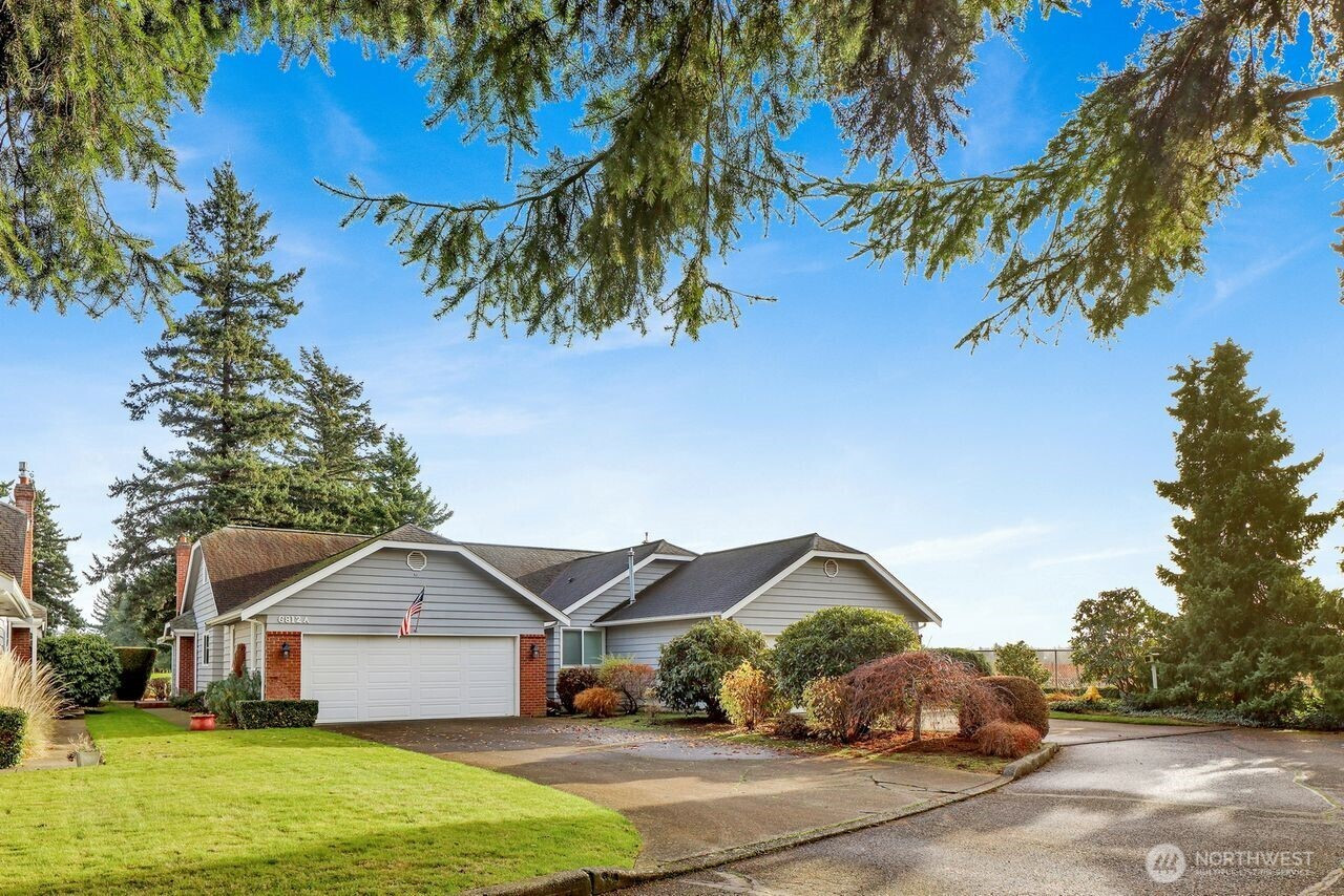 6812 Golf View Drive, Lynden, WA 98264