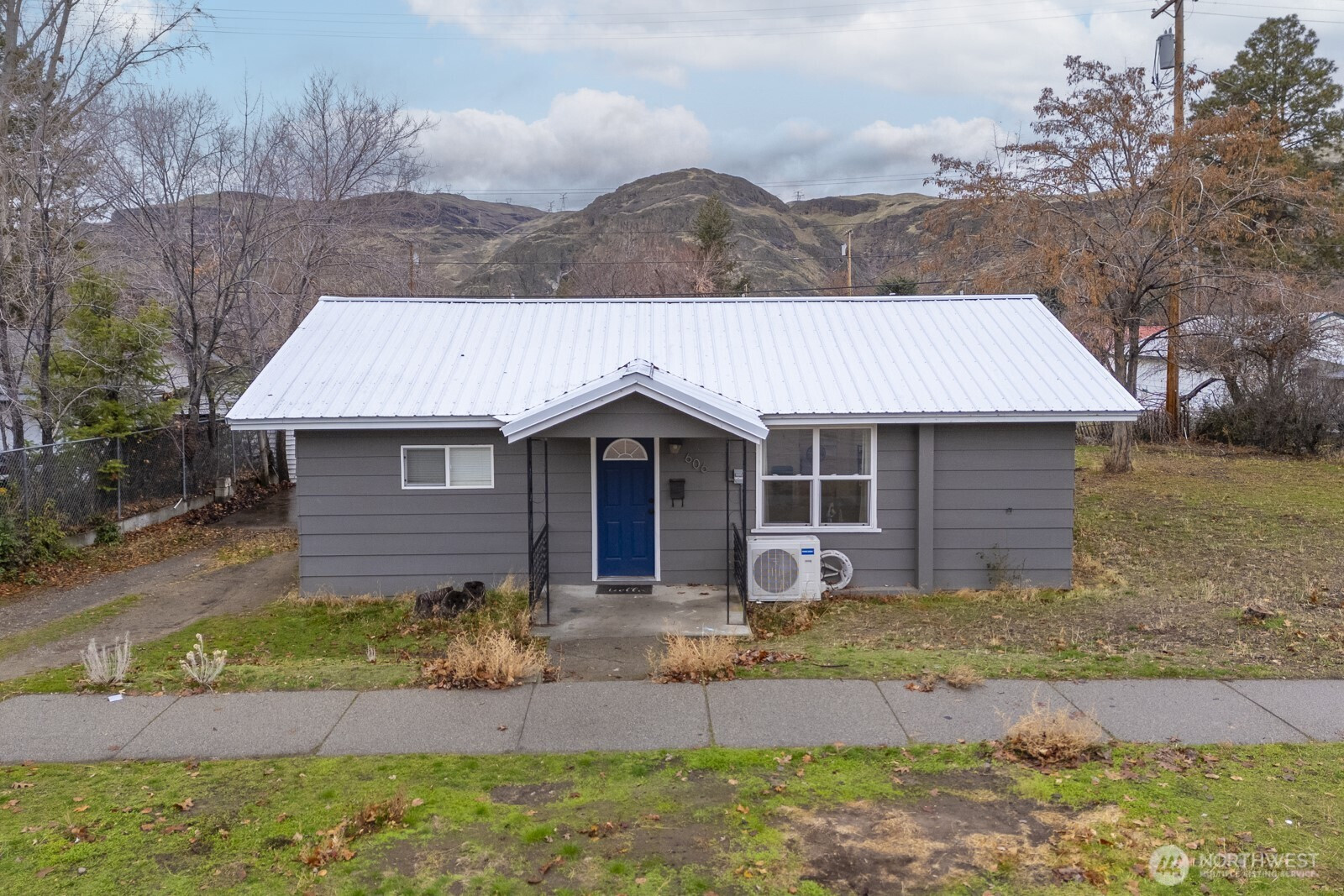 606 Spruce Street, Coulee Dam, WA 99116