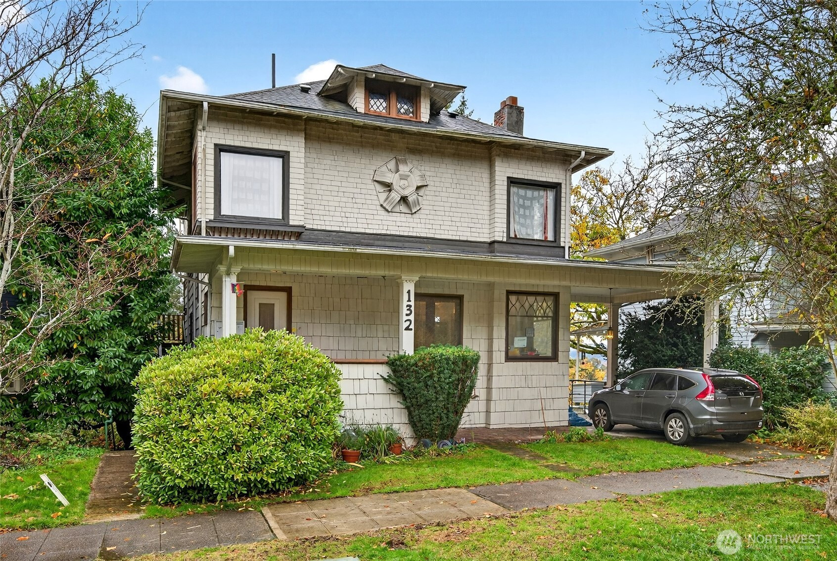 132 30th Avenue, Seattle, WA 98122