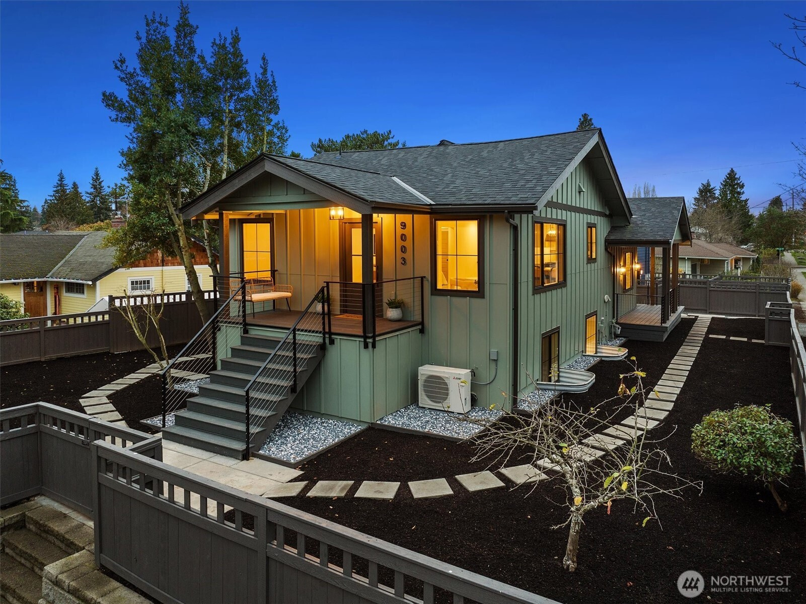 9003 30th Avenue SW, Seattle, WA 98126