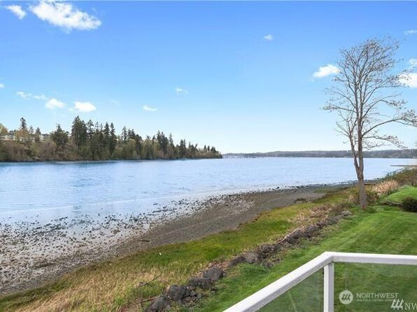 19764 3rd Avenue NW, Poulsbo, WA 98370