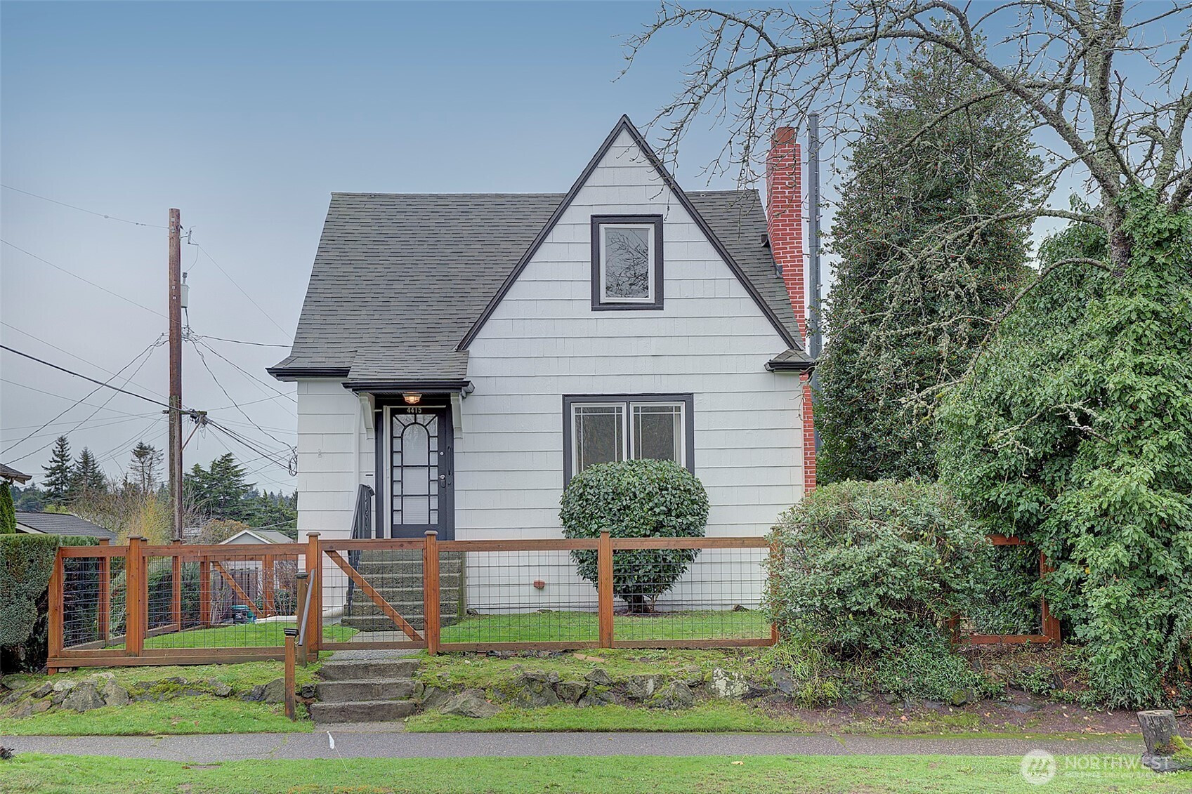 4415 SW Juneau Street, Seattle, WA 98136