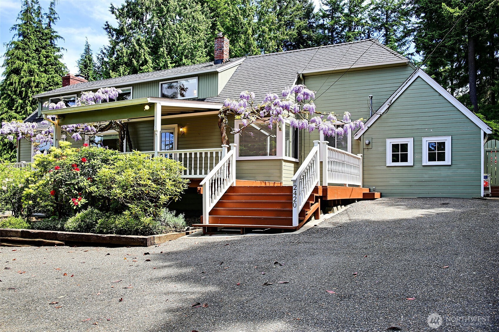 2420 94th Avenue NE, Clyde Hill, WA 98004