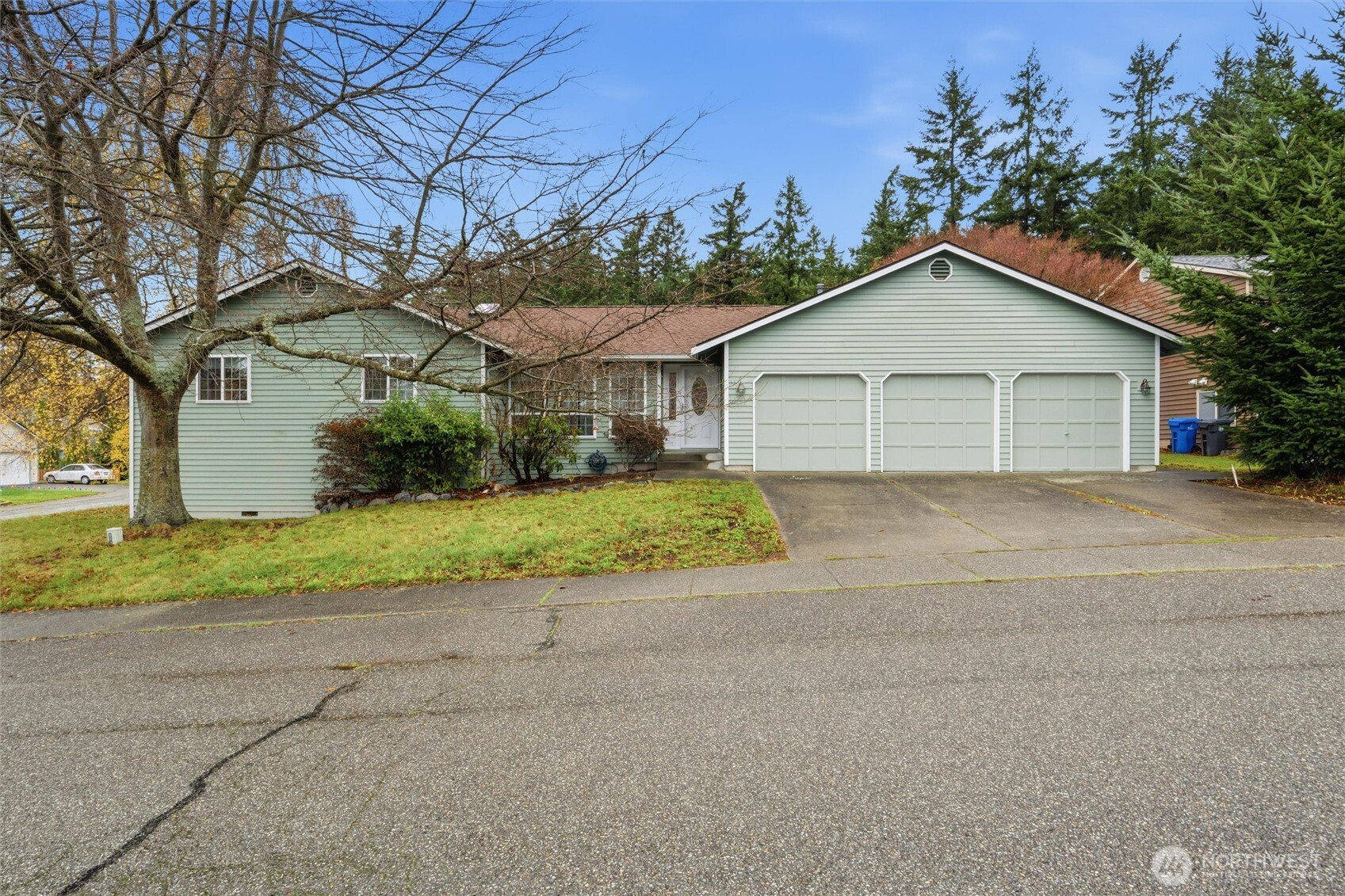 1850 NE 11th Avenue, Oak Harbor, WA 98277