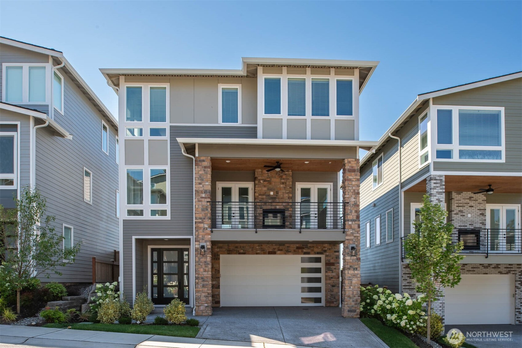 7570 S 129th Place, Seattle, WA 98178