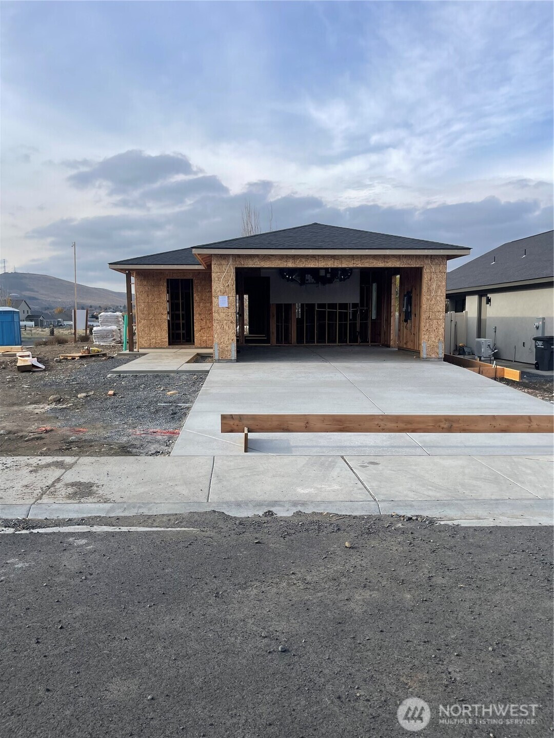 915 Ivy Street NE, Ephrata, WA 98823