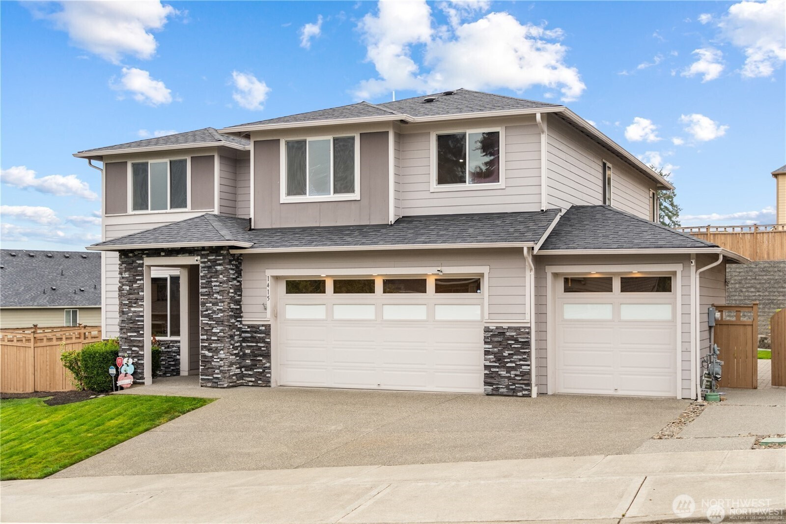 1415 SE 39th St SE, Puyallup, WA 98372