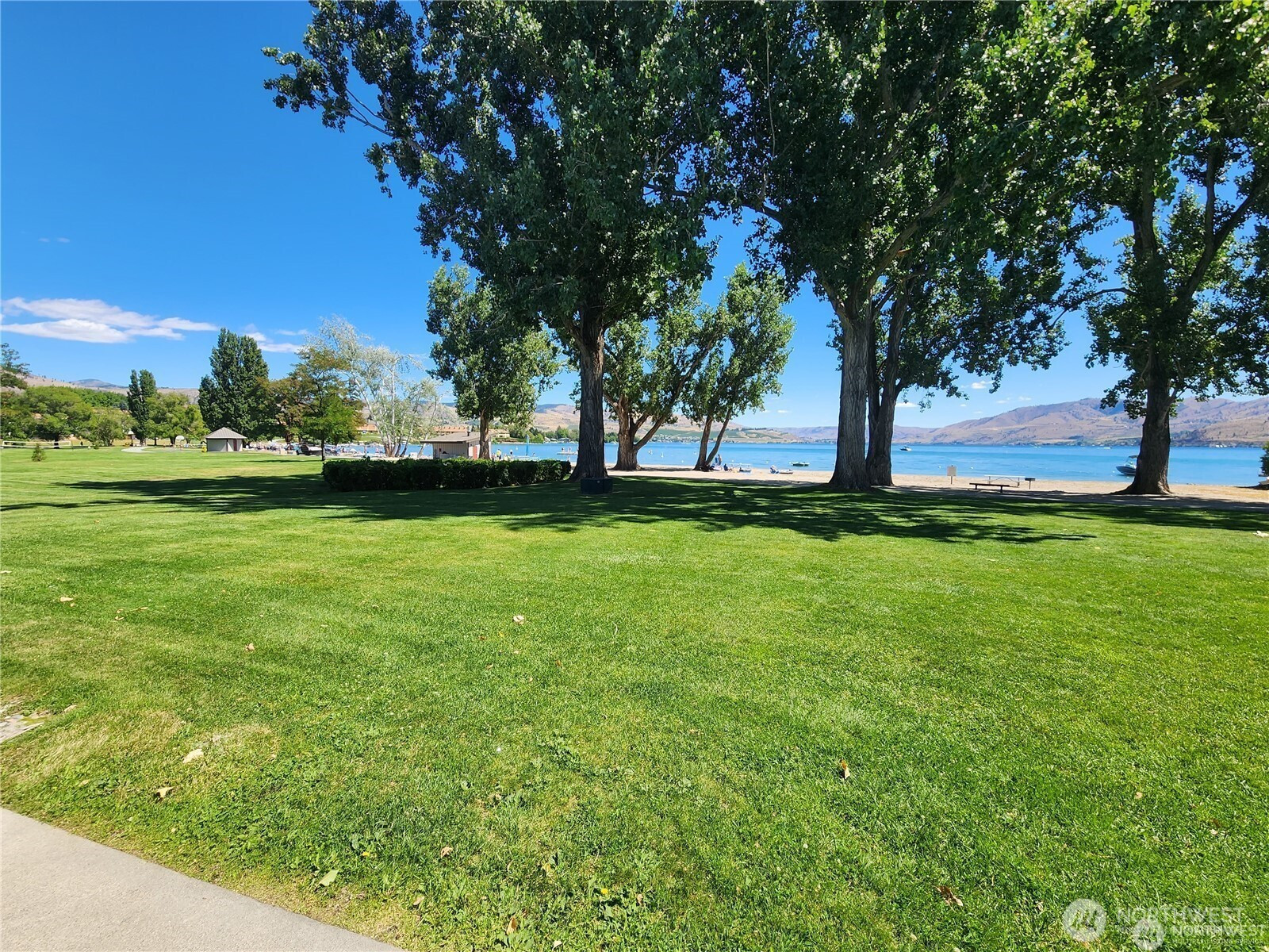 1 Beach 542-C, Manson, WA 98831