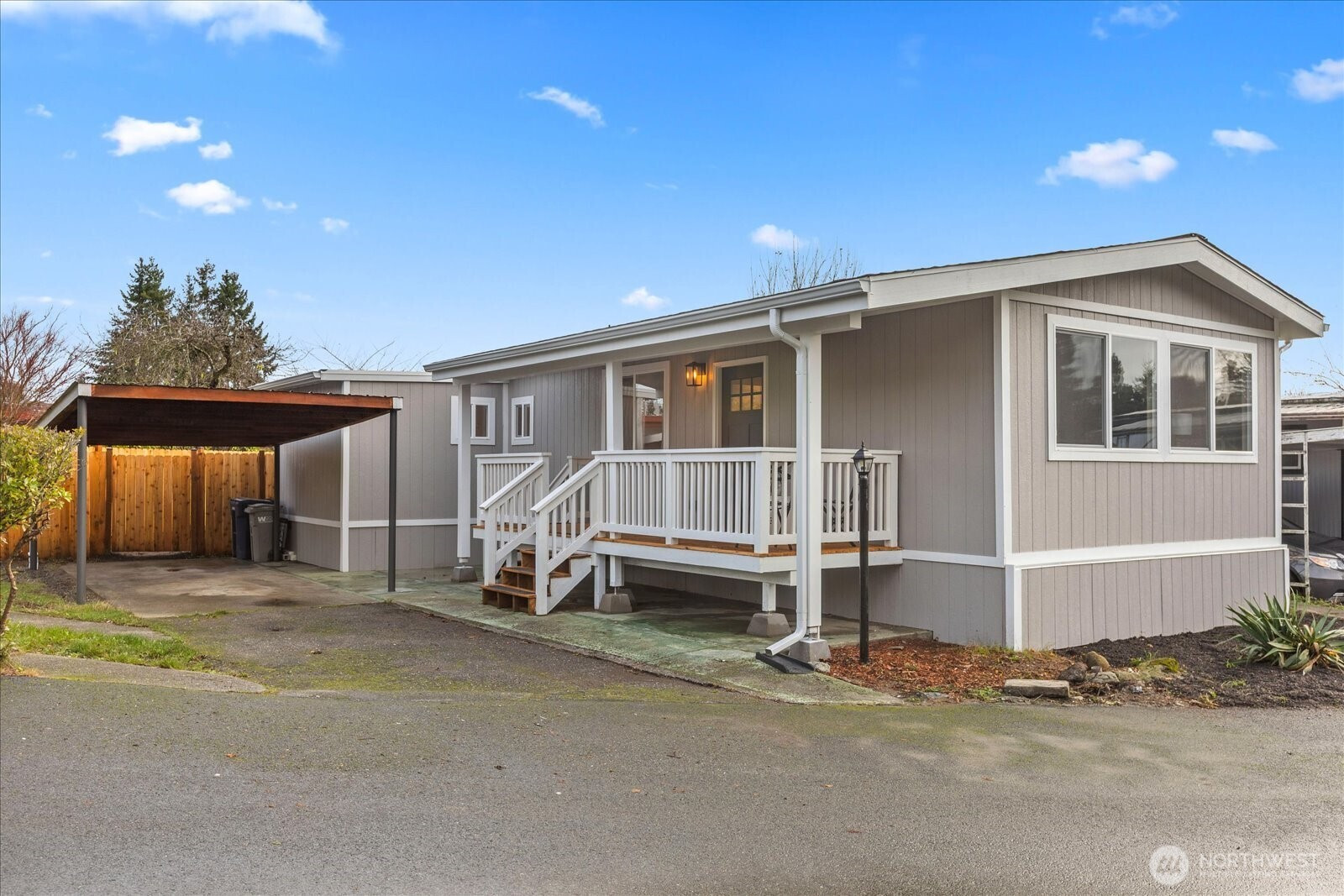 14322 Admirality Way, Lynnwood, WA 98087