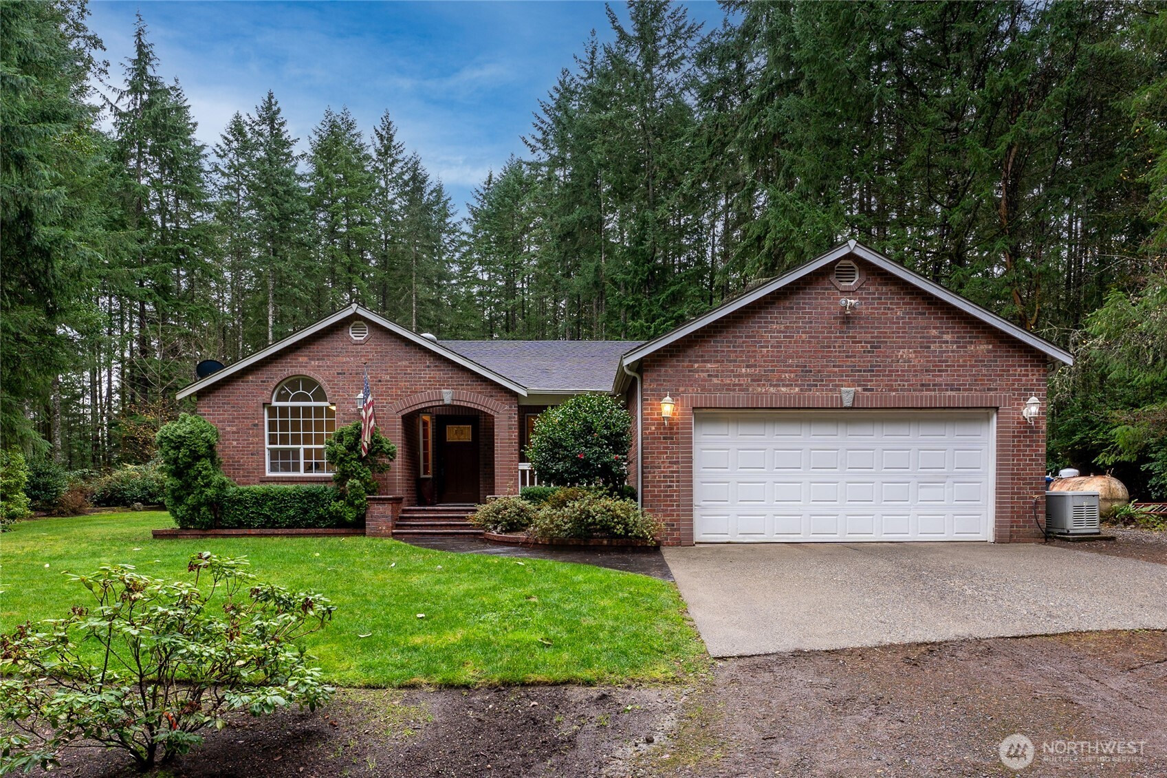 959 SE Spencer Avenue, Port Orchard, WA 98367