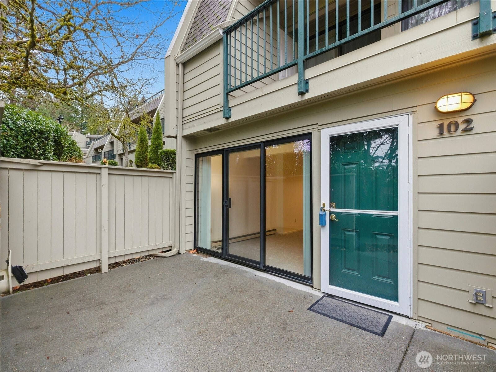 8835 166th Avenue NE, Redmond, WA 98052