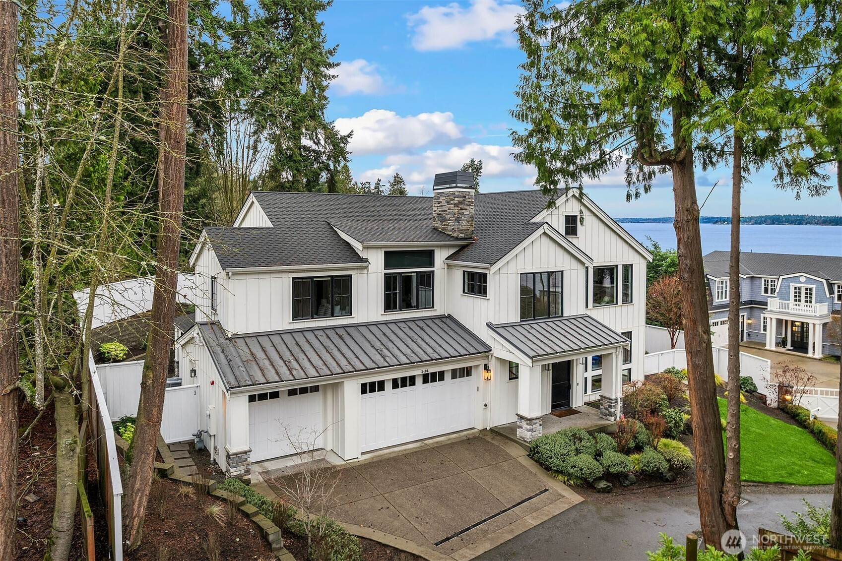 3406 97th Avenue SE, Mercer Island, WA 98040