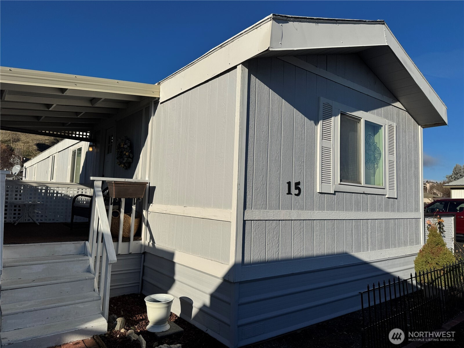 1608 N Western Avenue, Wenatchee, WA 98801