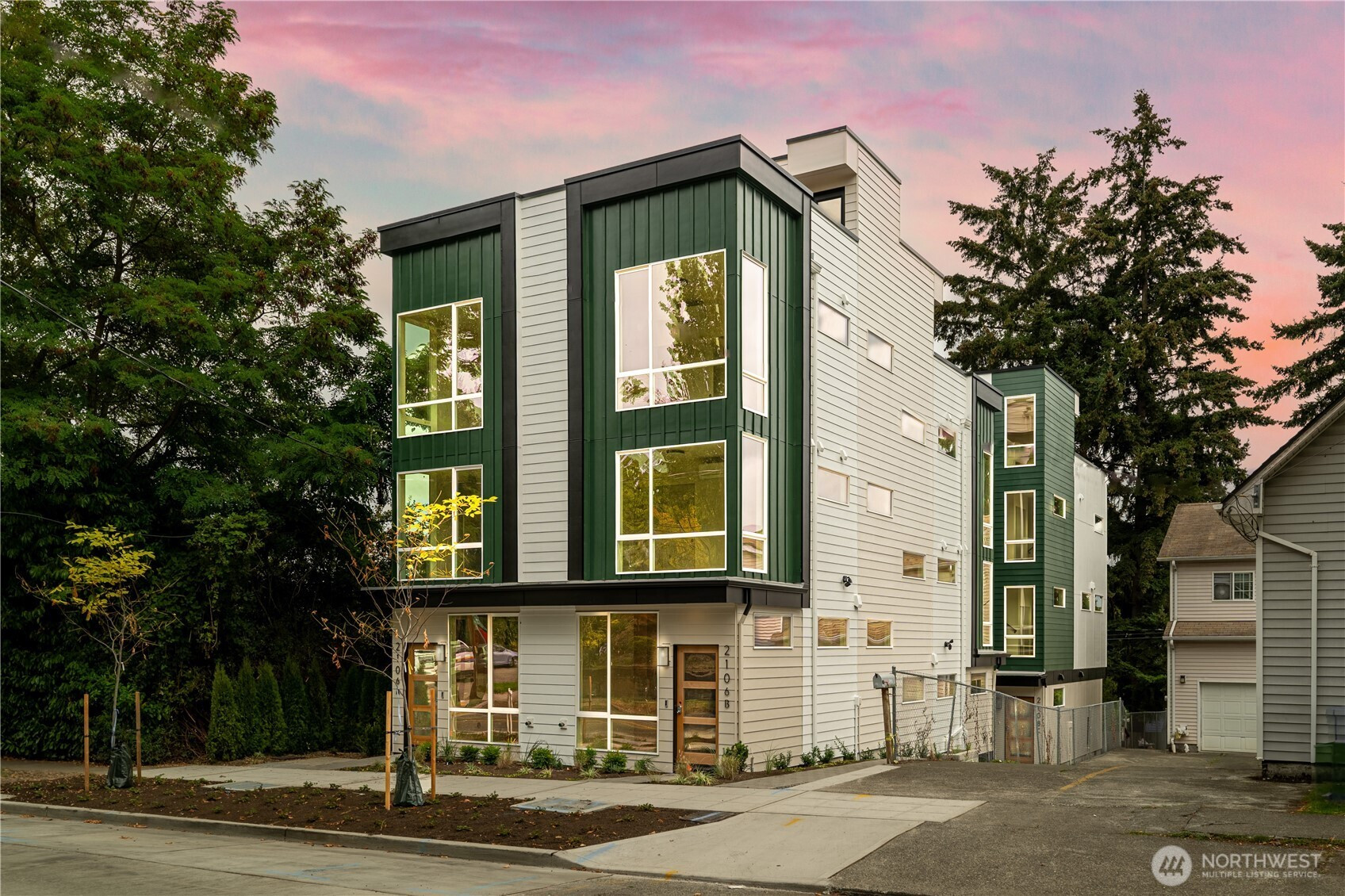 2108 15th Avenue S, Seattle, WA 98144
