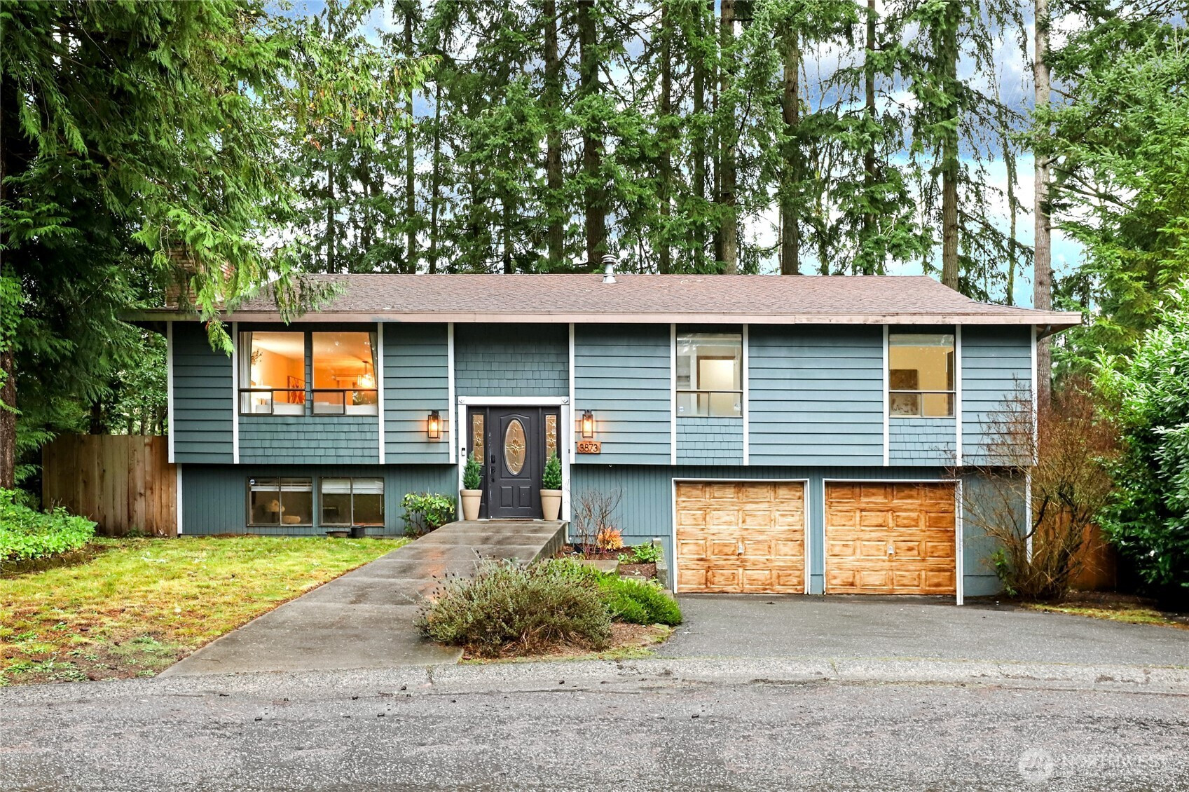 3873 Canterbury Place SE, Port Orchard, WA 98366