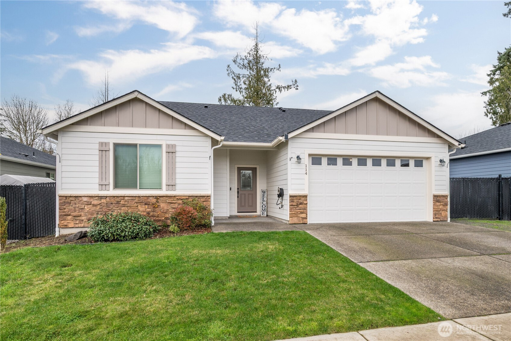 114 Zephyr Drive, Silverlake, WA 98645