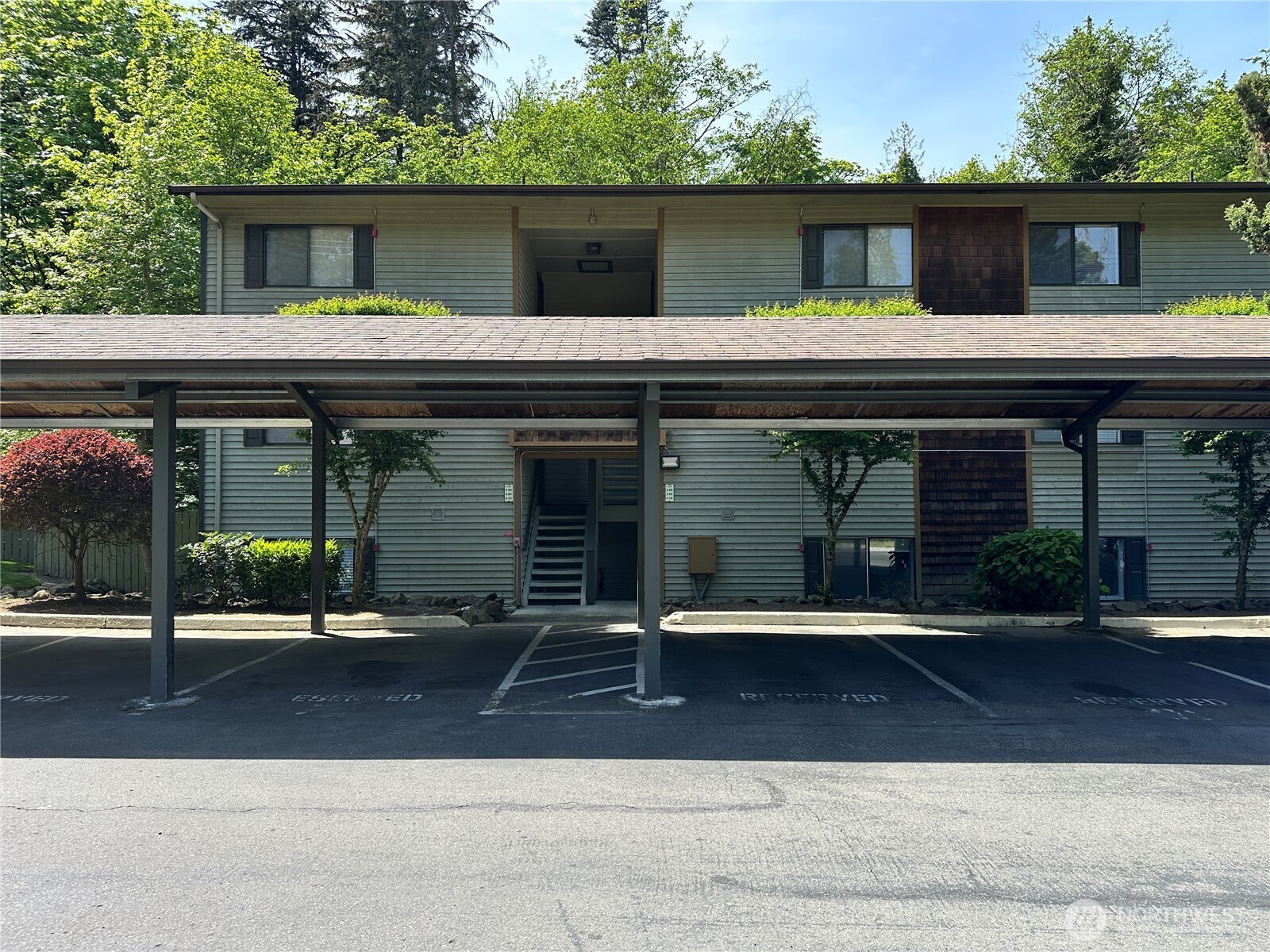 23453 16th Avenue S, Des Moines, WA 98198