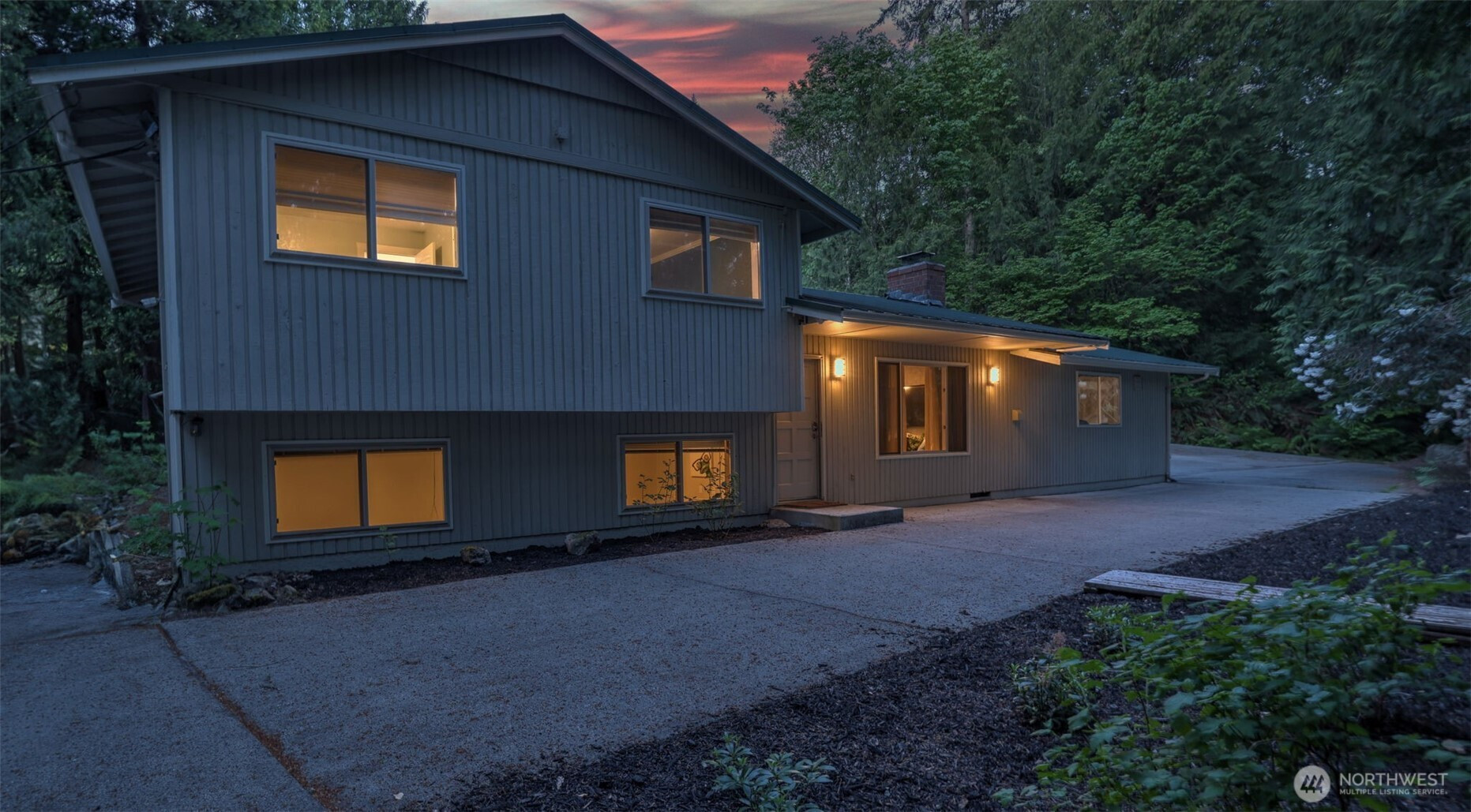 19134 SE May Valley Road, Issaquah, WA 98027