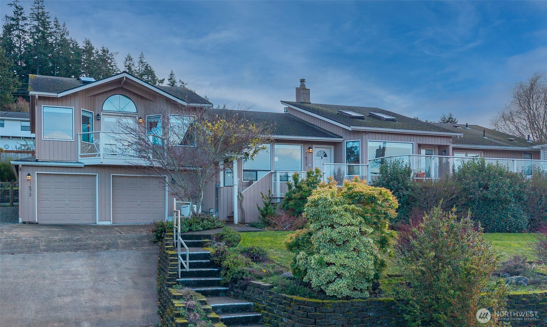 1672 Dorsey Drive, Freeland, WA 98249